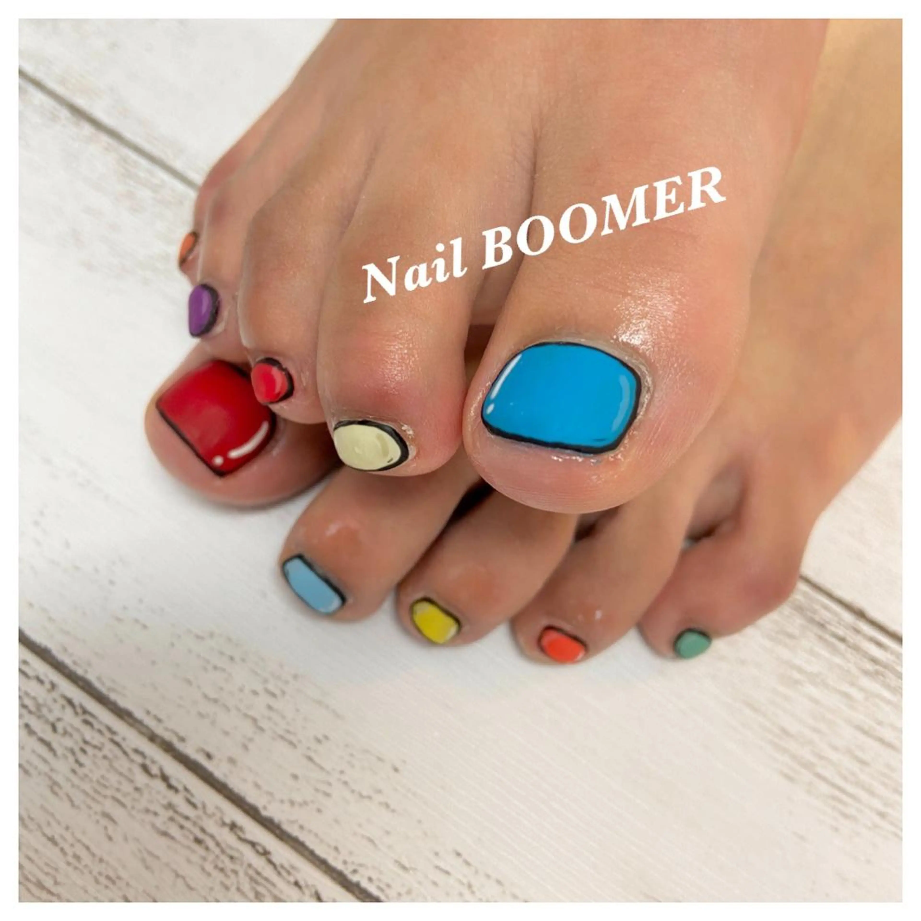 ネイル フットネイル ネイル ブーマーのネイルデザイン