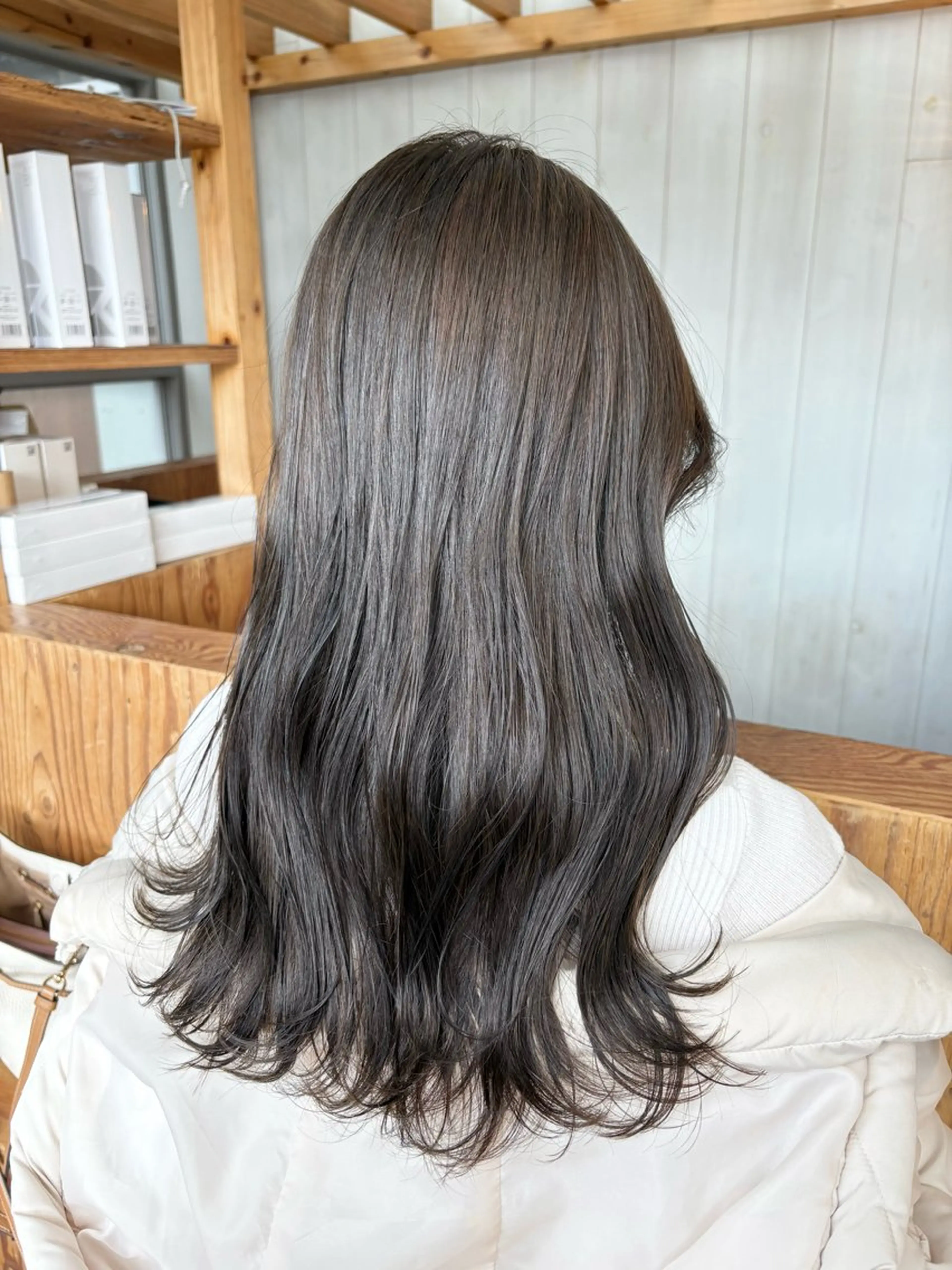 セミロング カット ヘアカラー トリートメント Nicoru*所属・園田 綾佳のヘアスタイル
