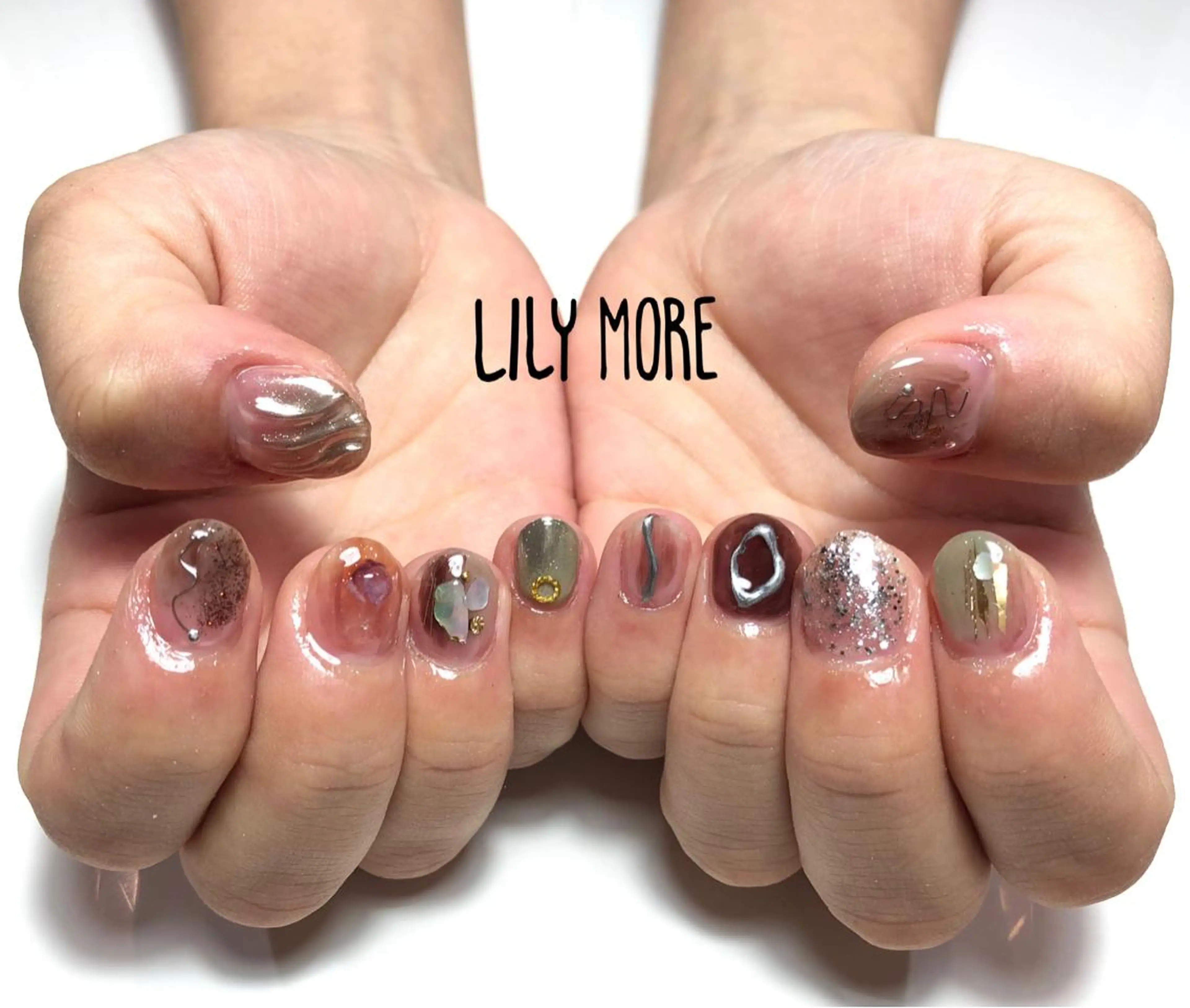 ネイル ニュアンスネイル Lily closetのネイルデザイン