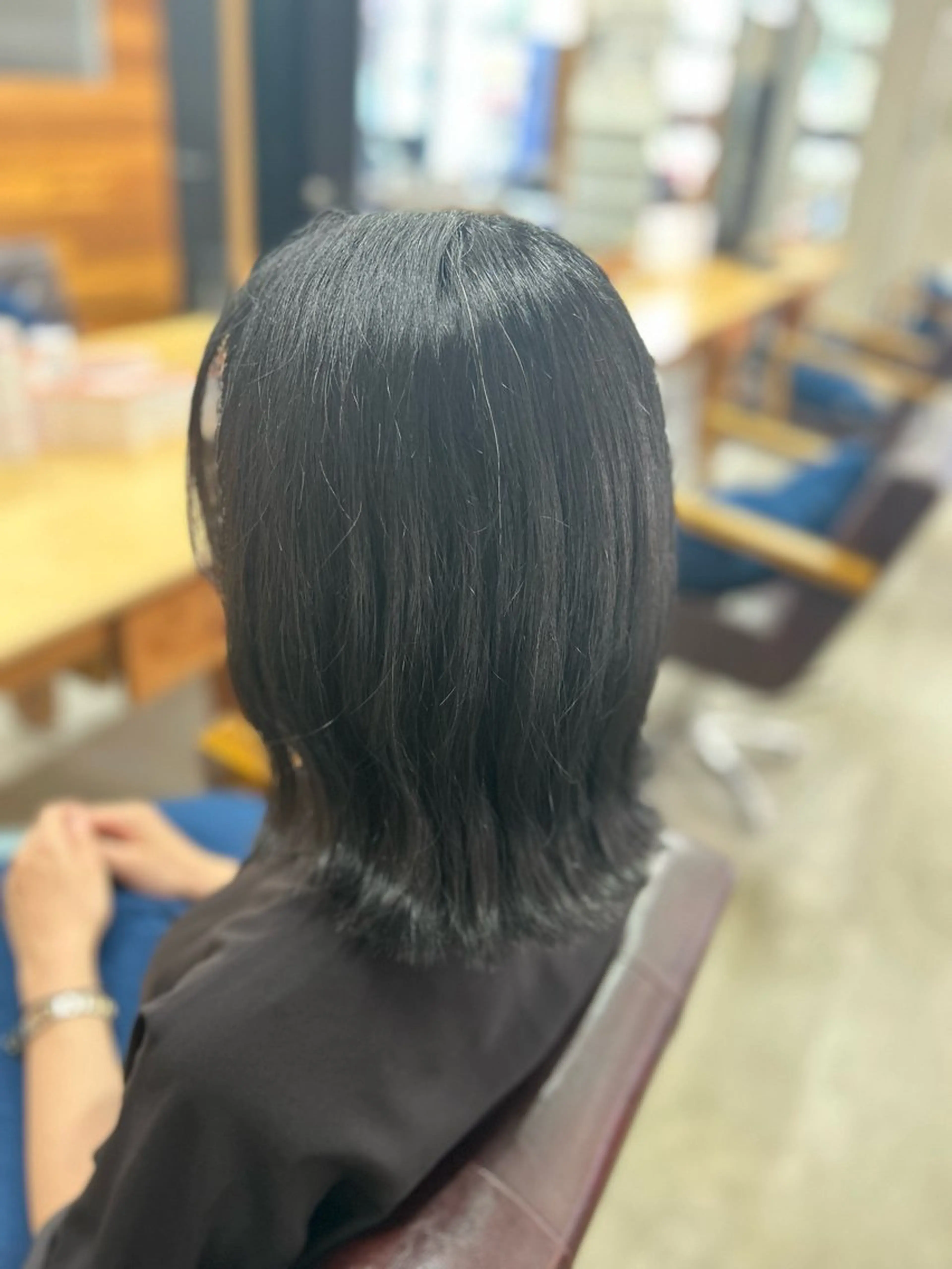 🪄︎︎🩶艶感UP【5​〜​6トーン限定】透明感暗髪カラー＋トリートメント💫の写真