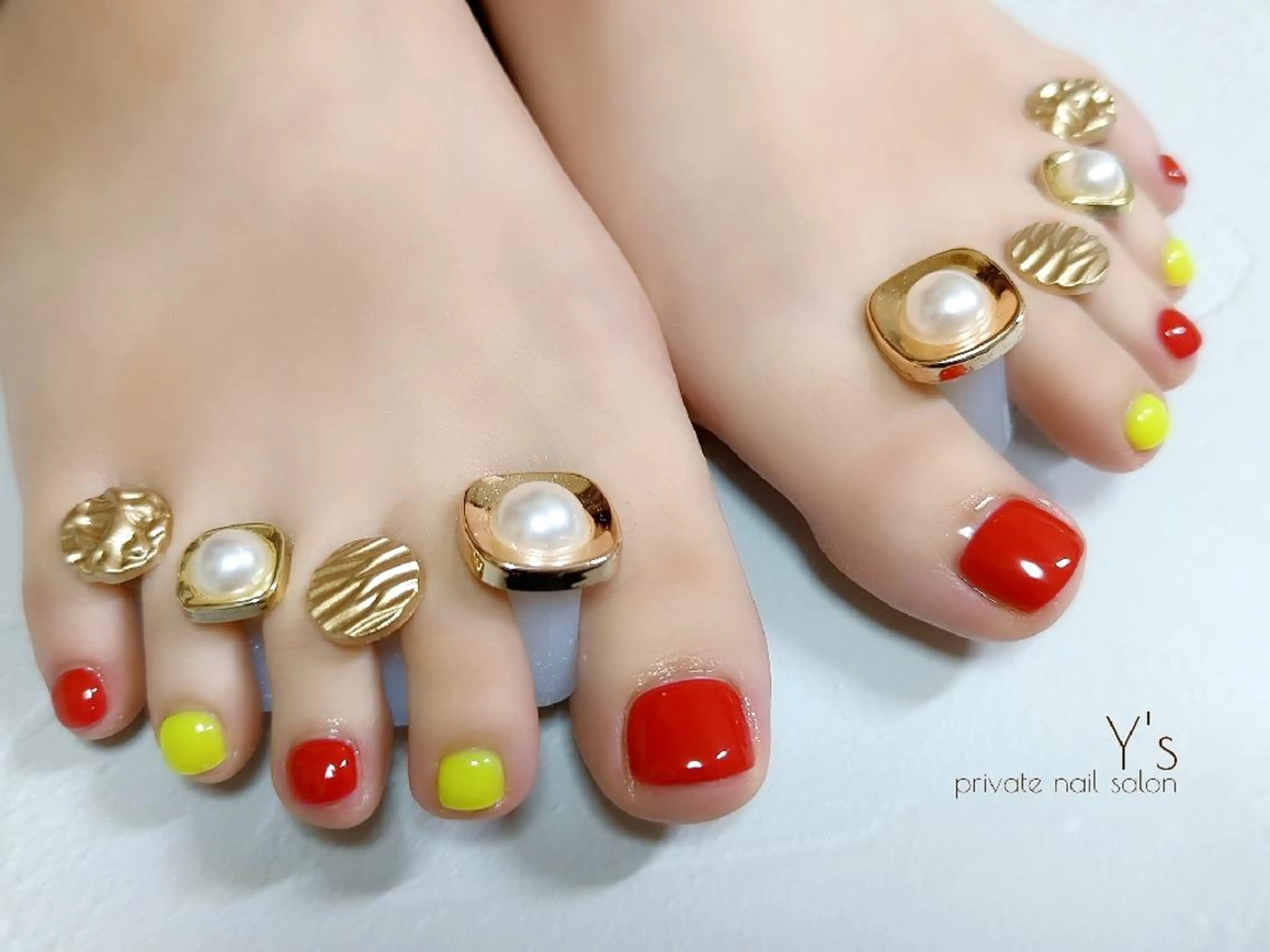 ネイル フットネイル YUMI NAGAI  のネイルデザイン