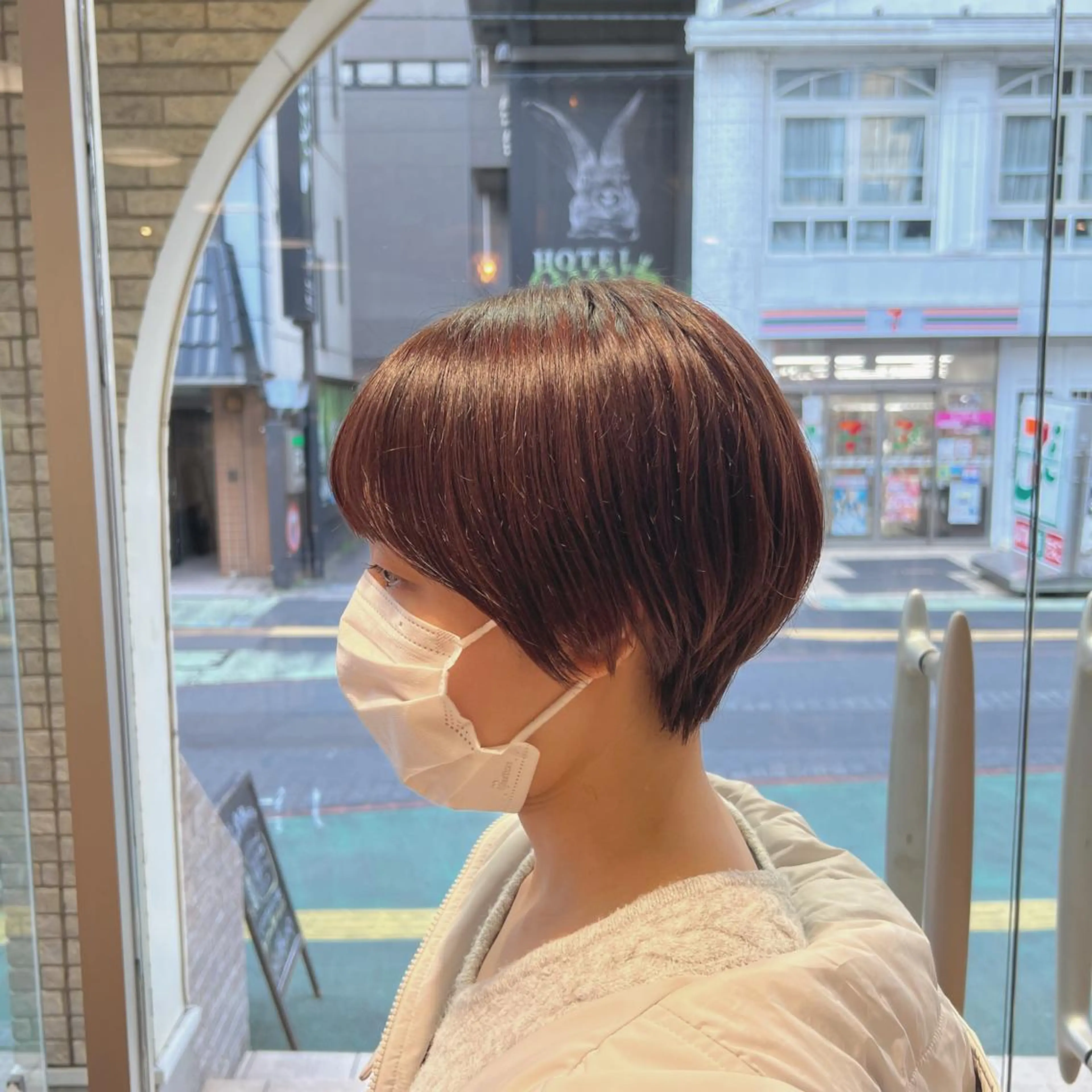 ショート くびれヘア ショートヘア カット インナーカラー♡ Nanakoのヘアスタイル