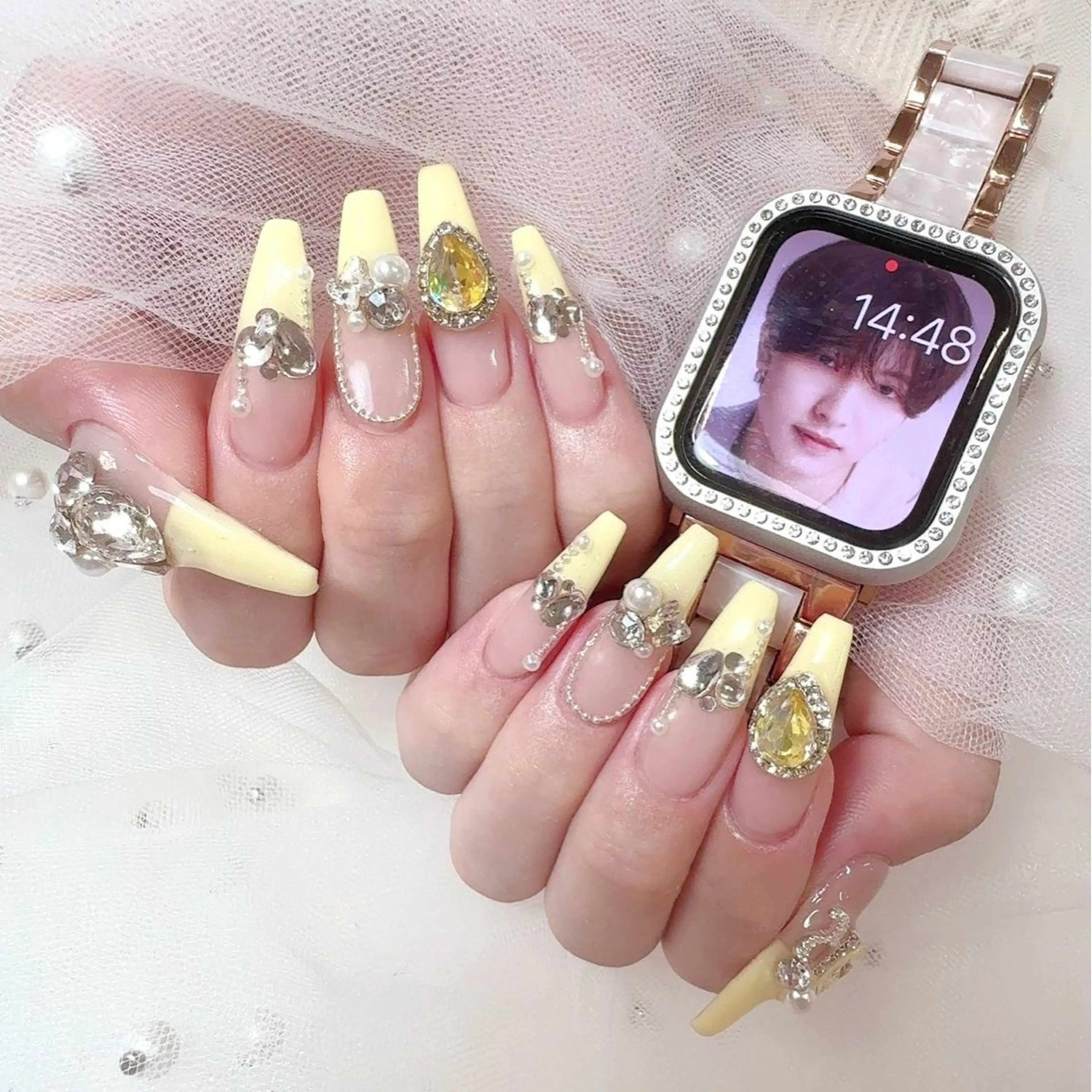 ネイル 長さ出し フレンチネイル グラデーション 卒業式 マグネットネイル ハンドネイル MIHANA HIKARIのネイルデザイン