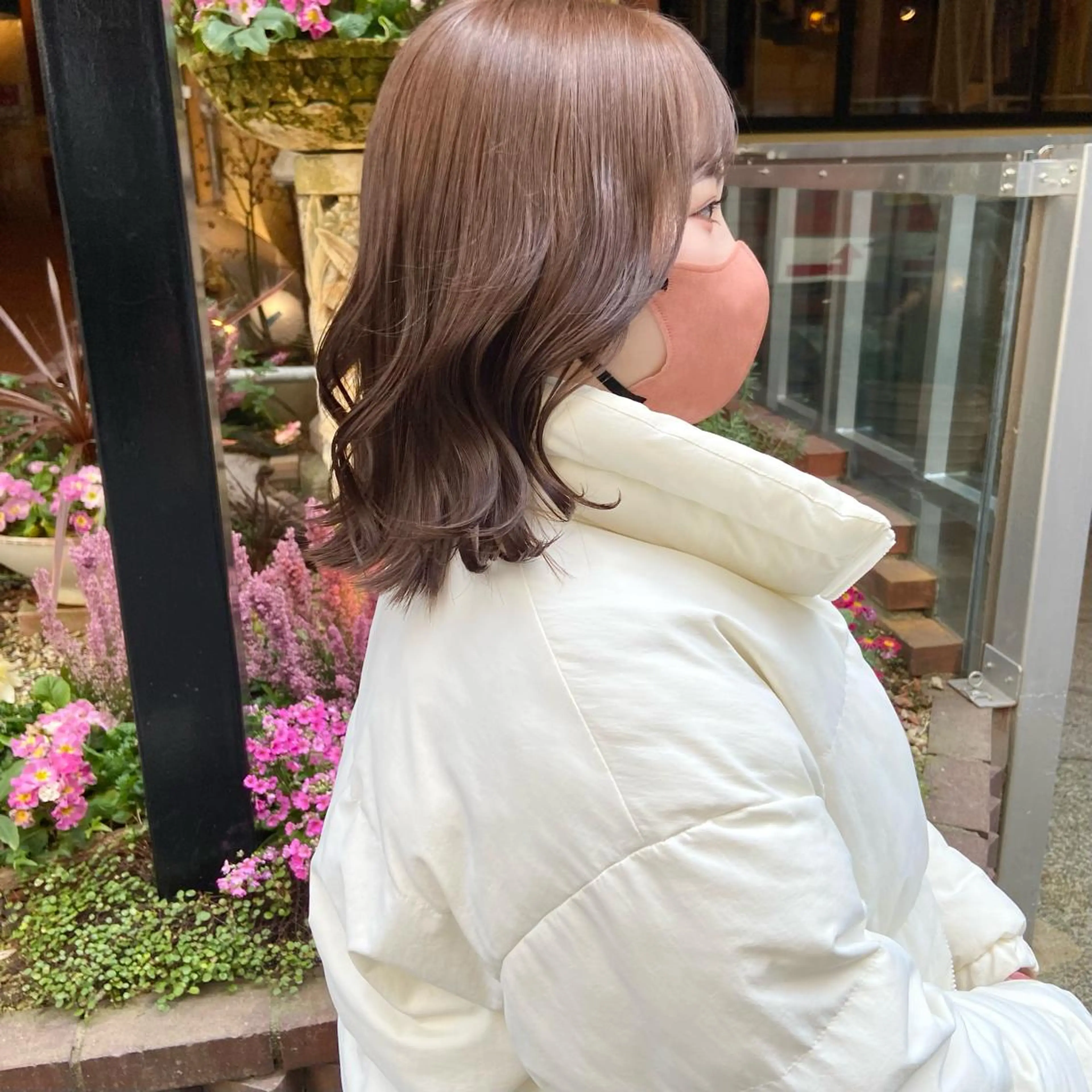 ミディアム カラー ベージュカラー ブリーチ ケアブリーチ 透明感カラー ダブルカラー mai 🥀 パーマモデル募集🌀のヘアスタイル