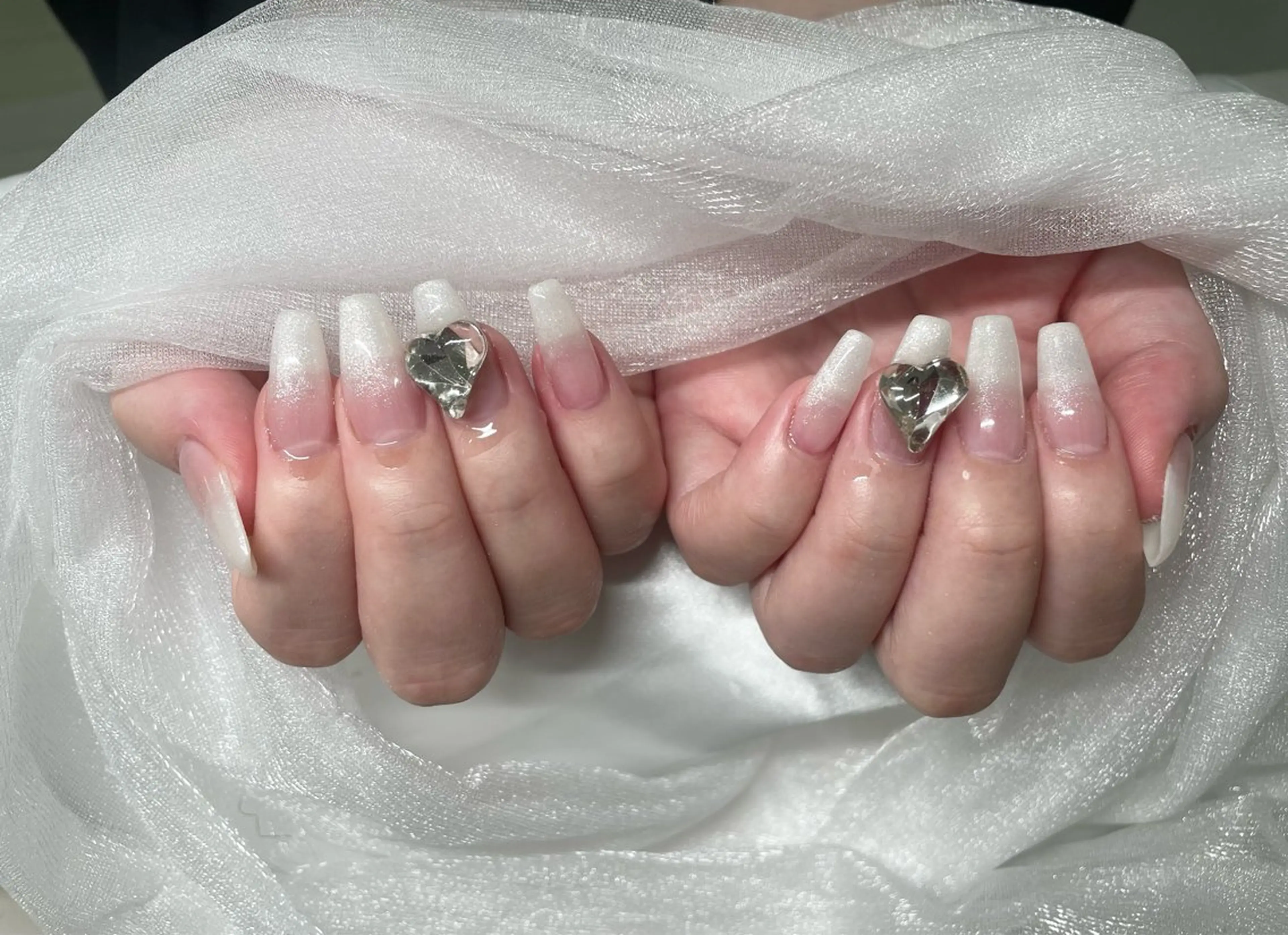 ネイル ハンドネイル Roi〈ロワ〉 Minakoのネイルデザイン