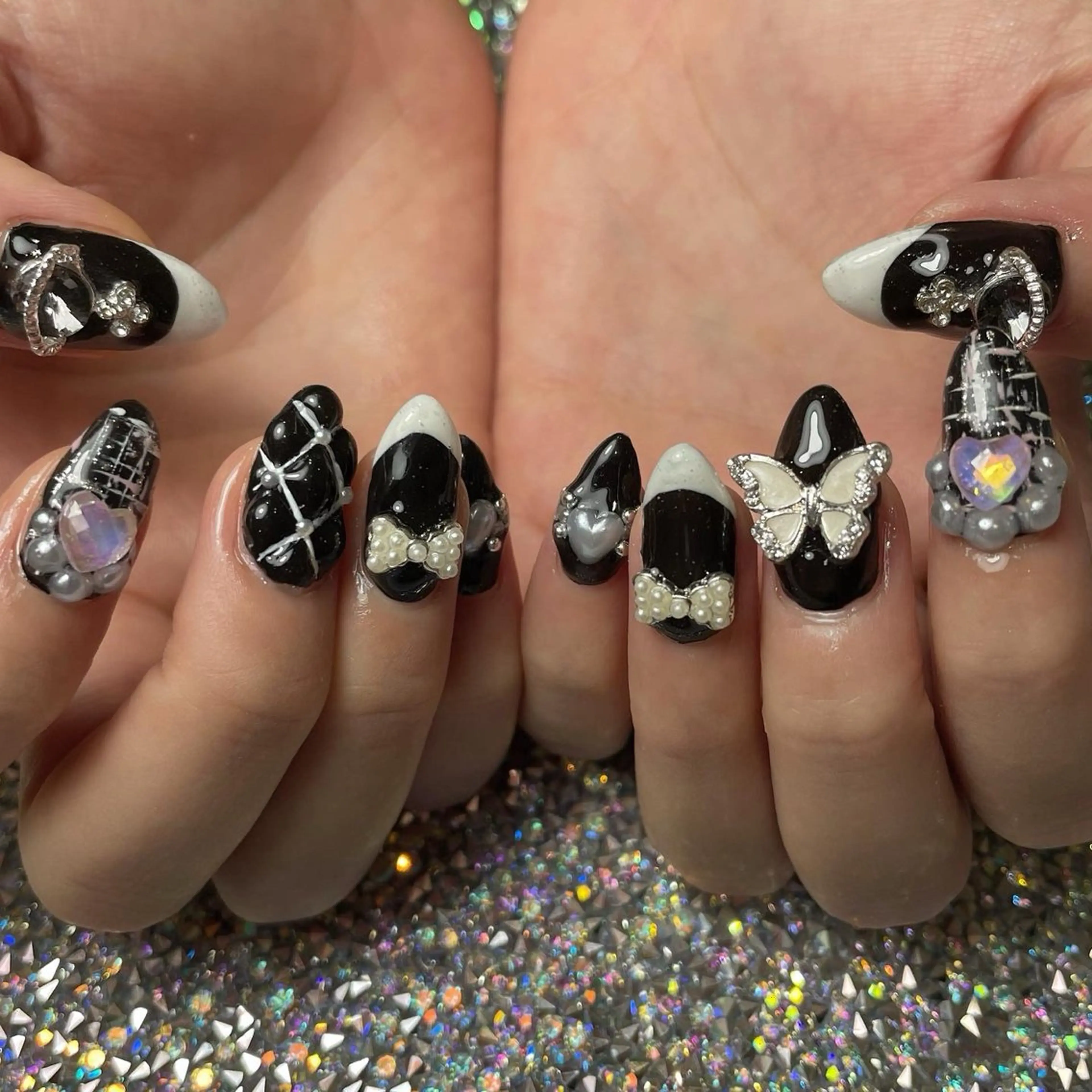 ネイル ハンドネイル RICO NAIL所属・RICO Nail パーツつけ放題🌈のネイルデザイン