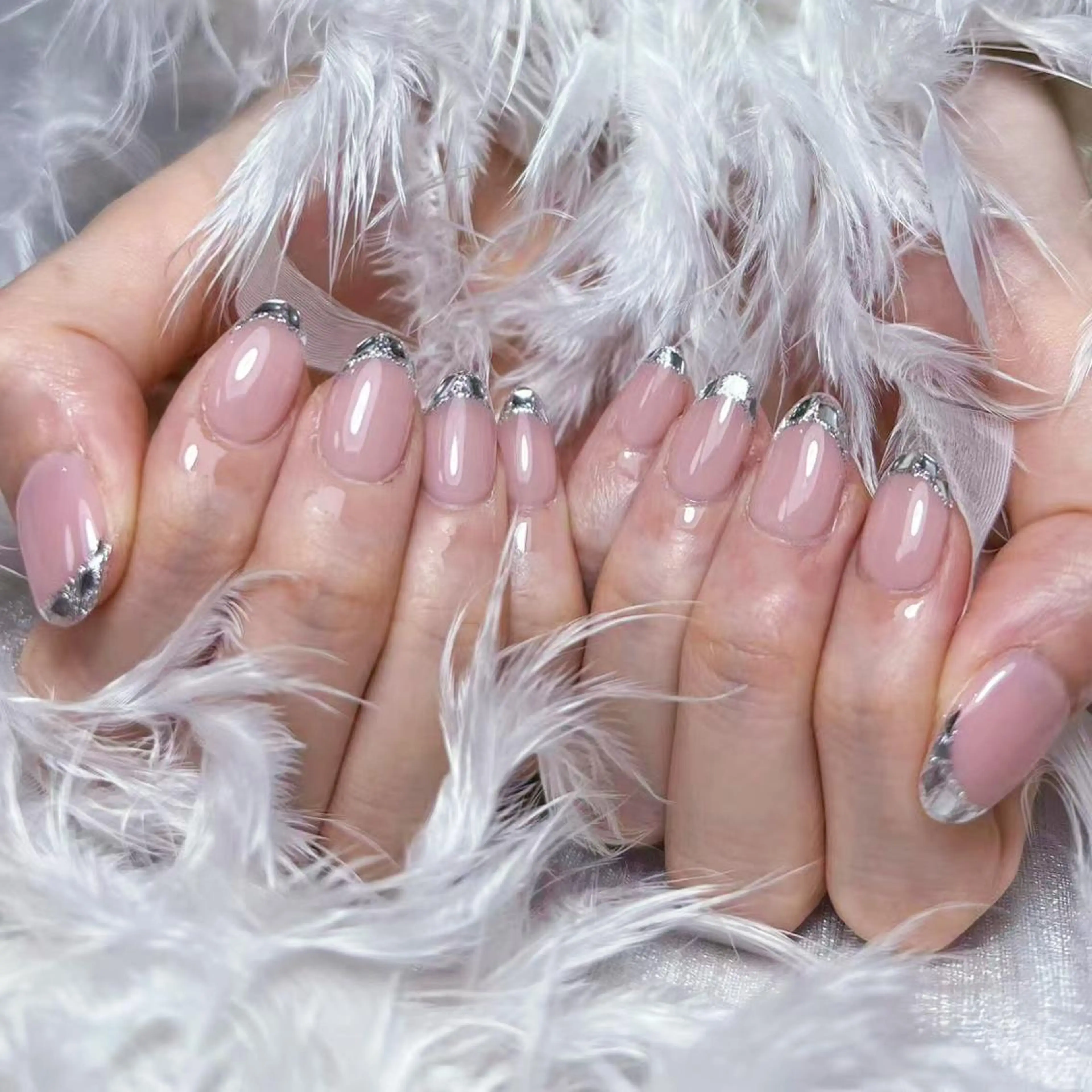 ネイル アートネイル オーロラネイル ガーリー キラキラネイル 韓国ネイル Nail Monsterのネイルデザイン