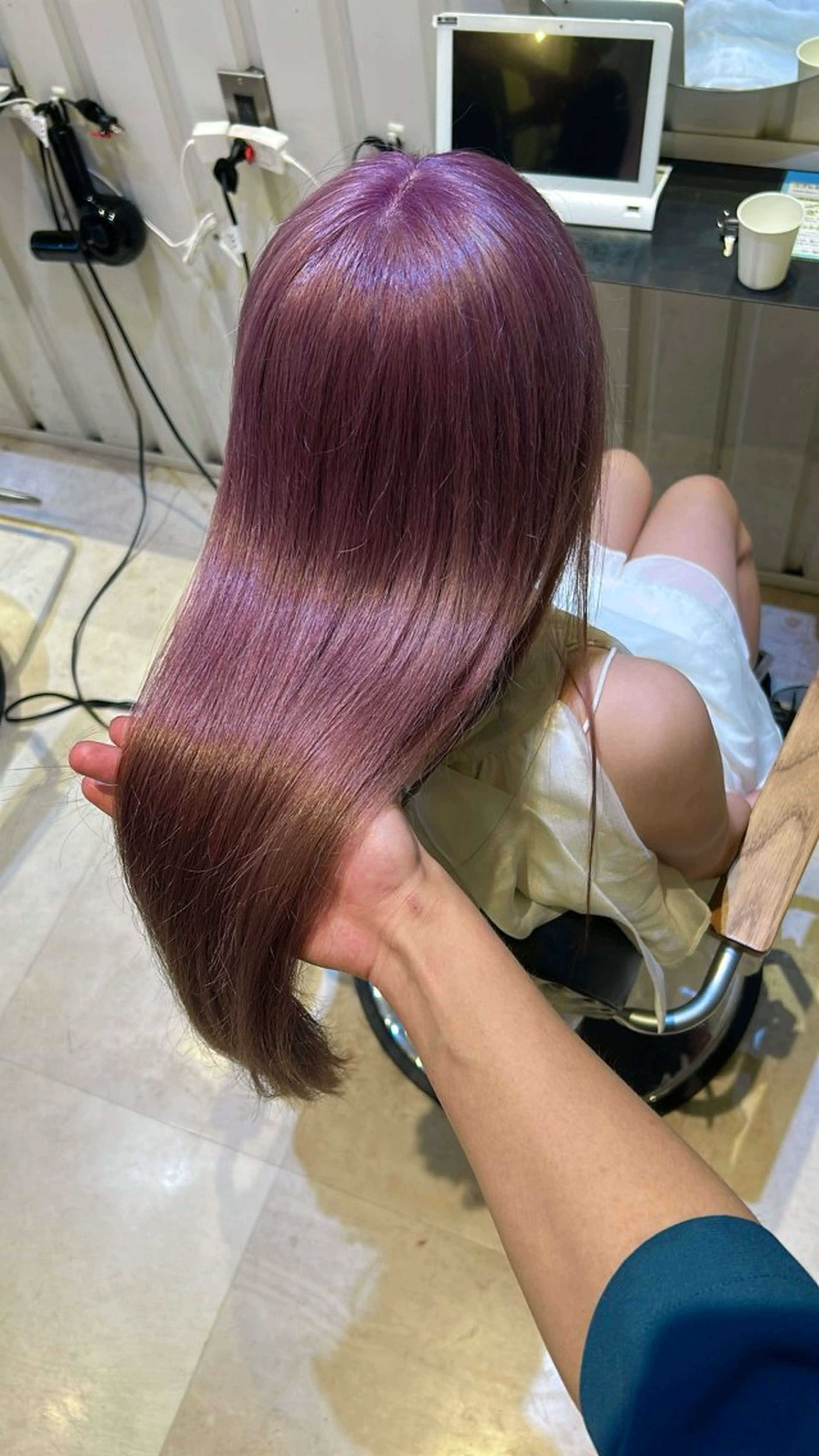 ロング カラー ベージュカラー ピンクカラー ピンクベージュ ツヤ髪ハイトーン🌈 ブリーチ/HIROのヘアスタイル