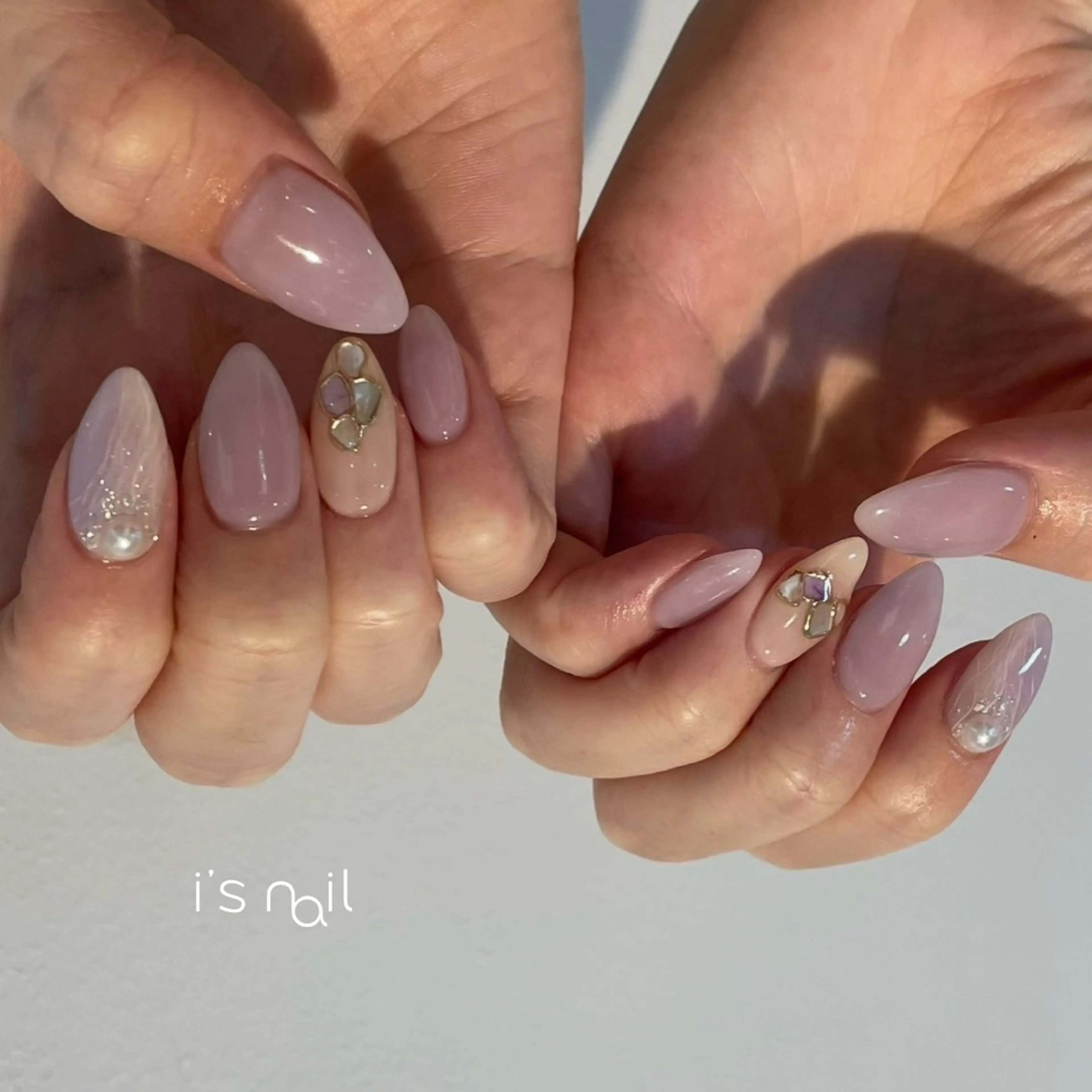 ネイル アートネイル ジェルネイル i's nail 〈アイズネイル〉のネイルデザイン