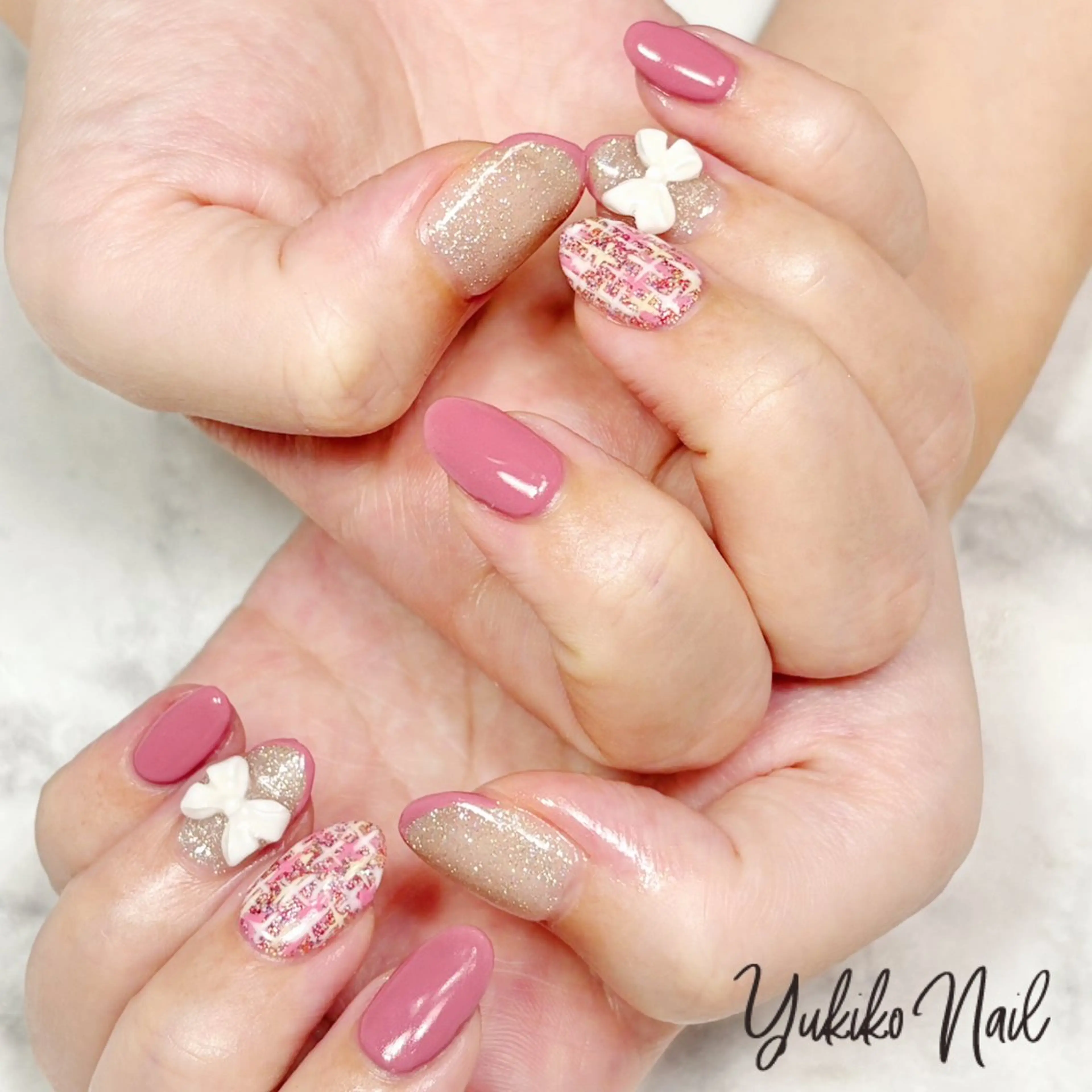 ネイル ガーリー ピンク リボン ツイードネイル 冬ネイル ハンドネイル ユキコ ネイルのネイルデザイン