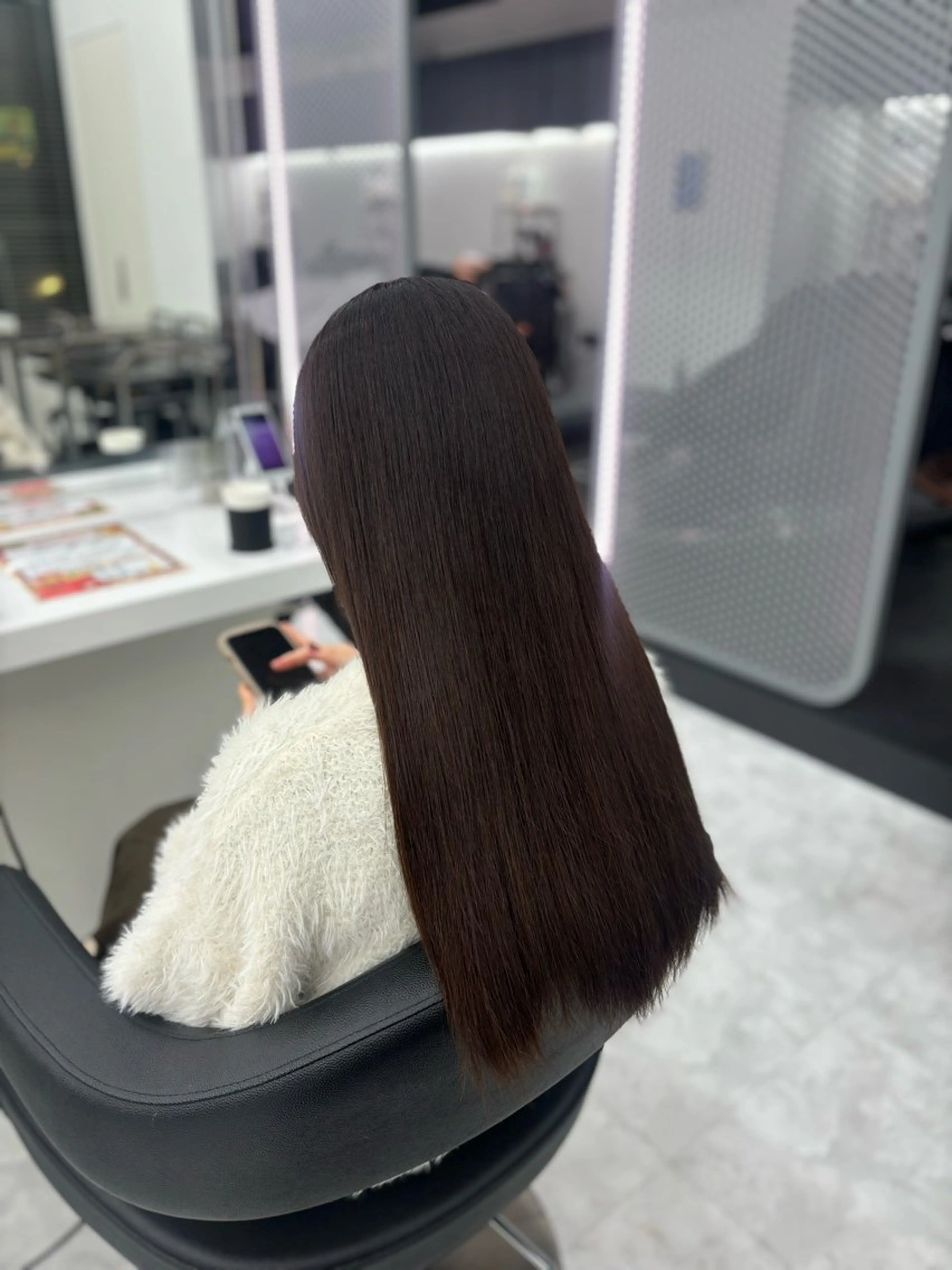 ロング カラー ヘアカラー トリートメント 🤍レイヤー/顔周り 暖色hirari🤍のヘアスタイル