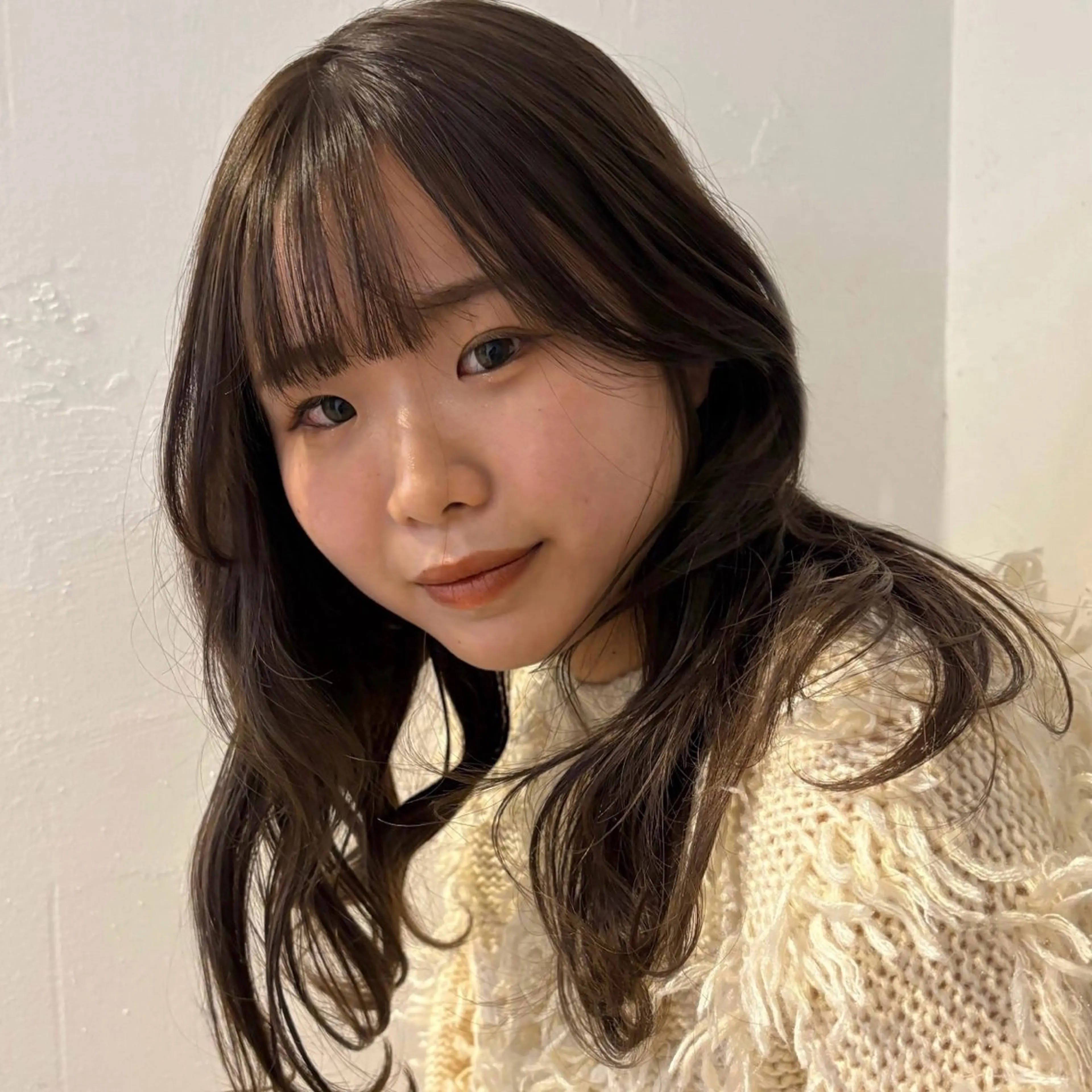 セミロング カラー カット ヘアカラー トリートメント mina / 透明感ベージュカラーのヘアスタイル