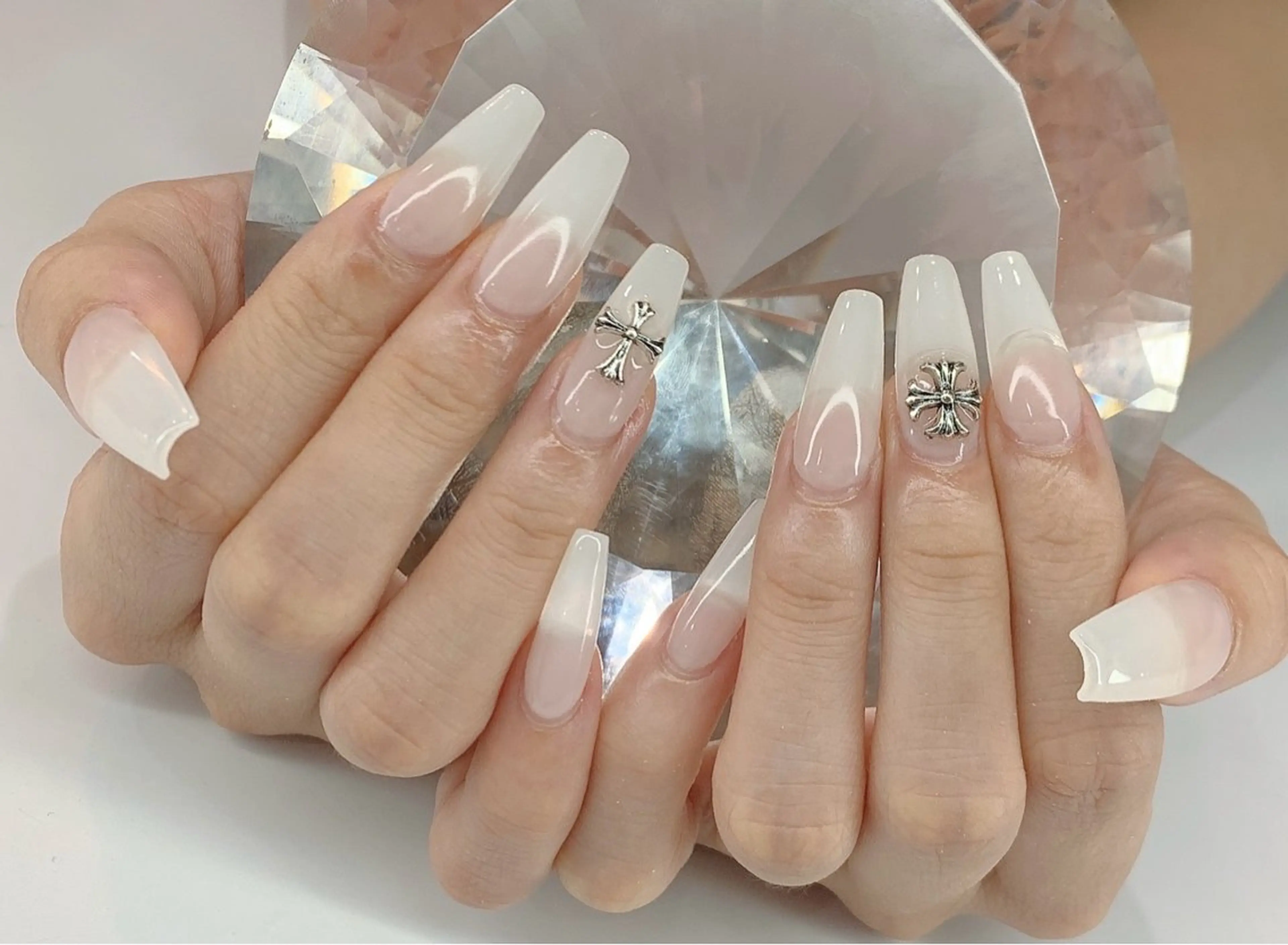 ネイル ハンドネイル LoaChaton kaeのネイルデザイン