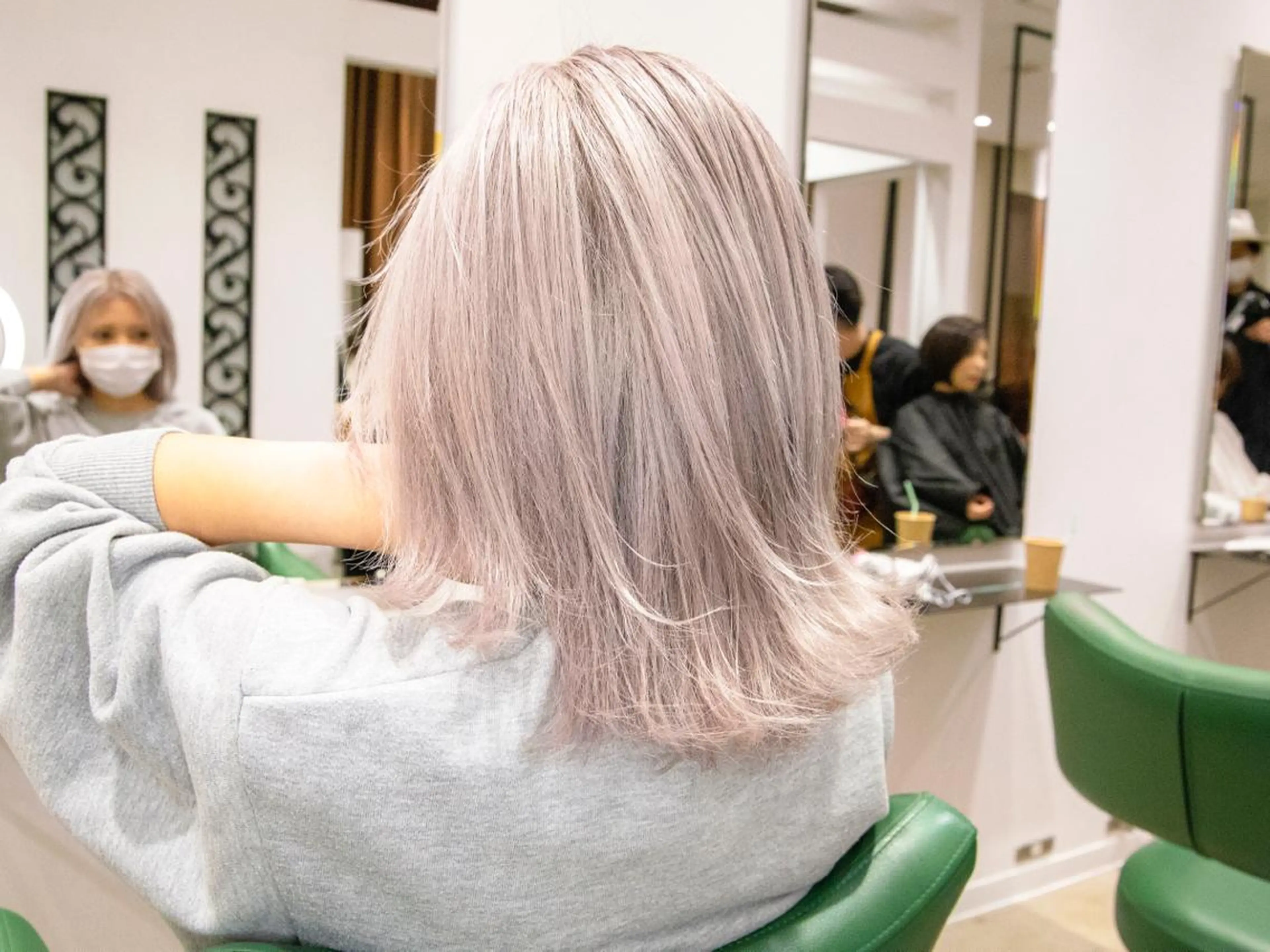 セミロング カラー トリートメント Re:ta Hair 飯田淳平のヘアスタイル
