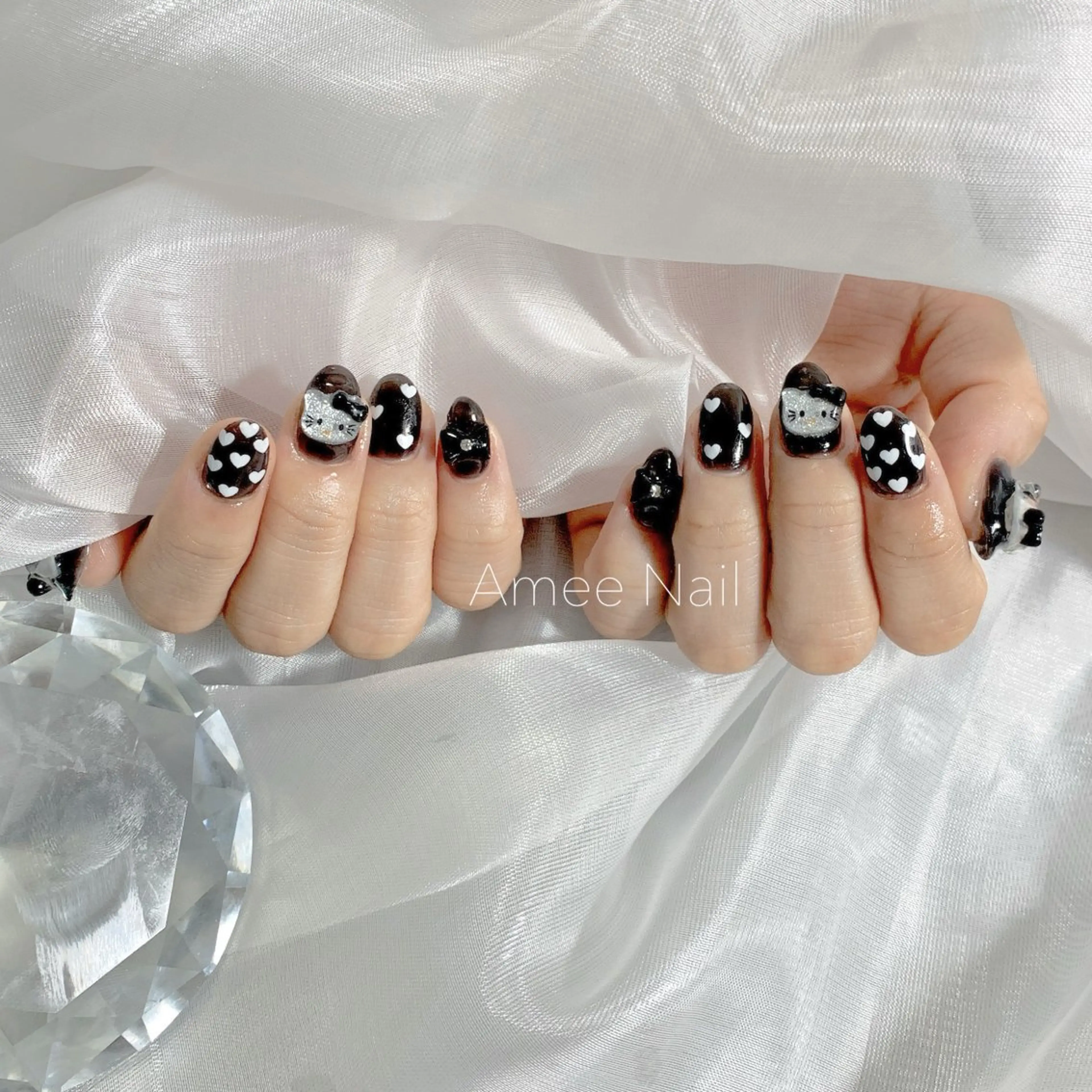 ネイル 成人式 ロングネイル マグネットネイル 大理石ネイル(マーブル) リボン ハンドネイル Amee Nailsalon所属・Amee Nailsalonのネイルデザイン