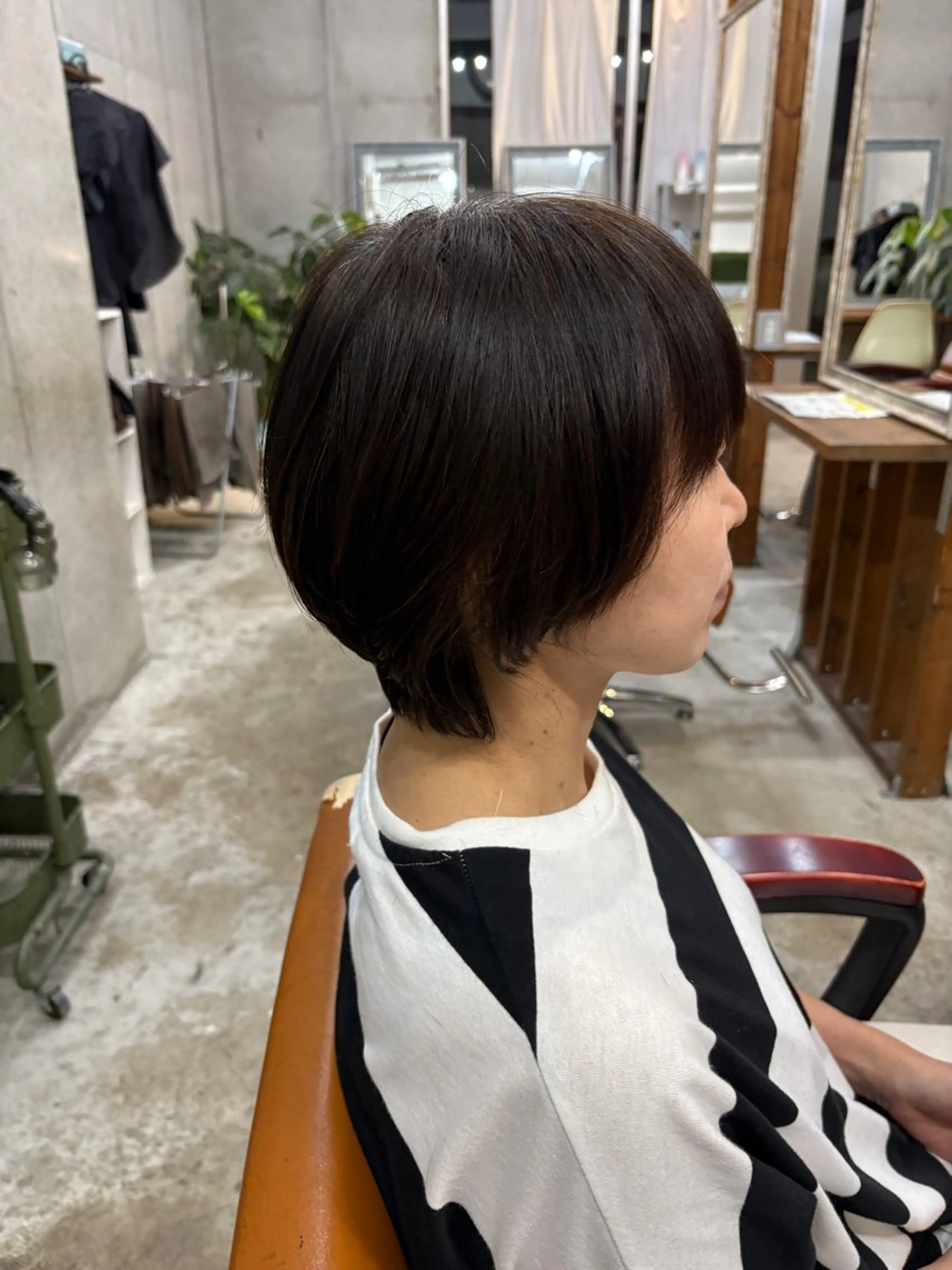 ショート くびれヘア ショートヘア Trip 香椎所属・Yukino/ 透明カラーのヘアスタイル