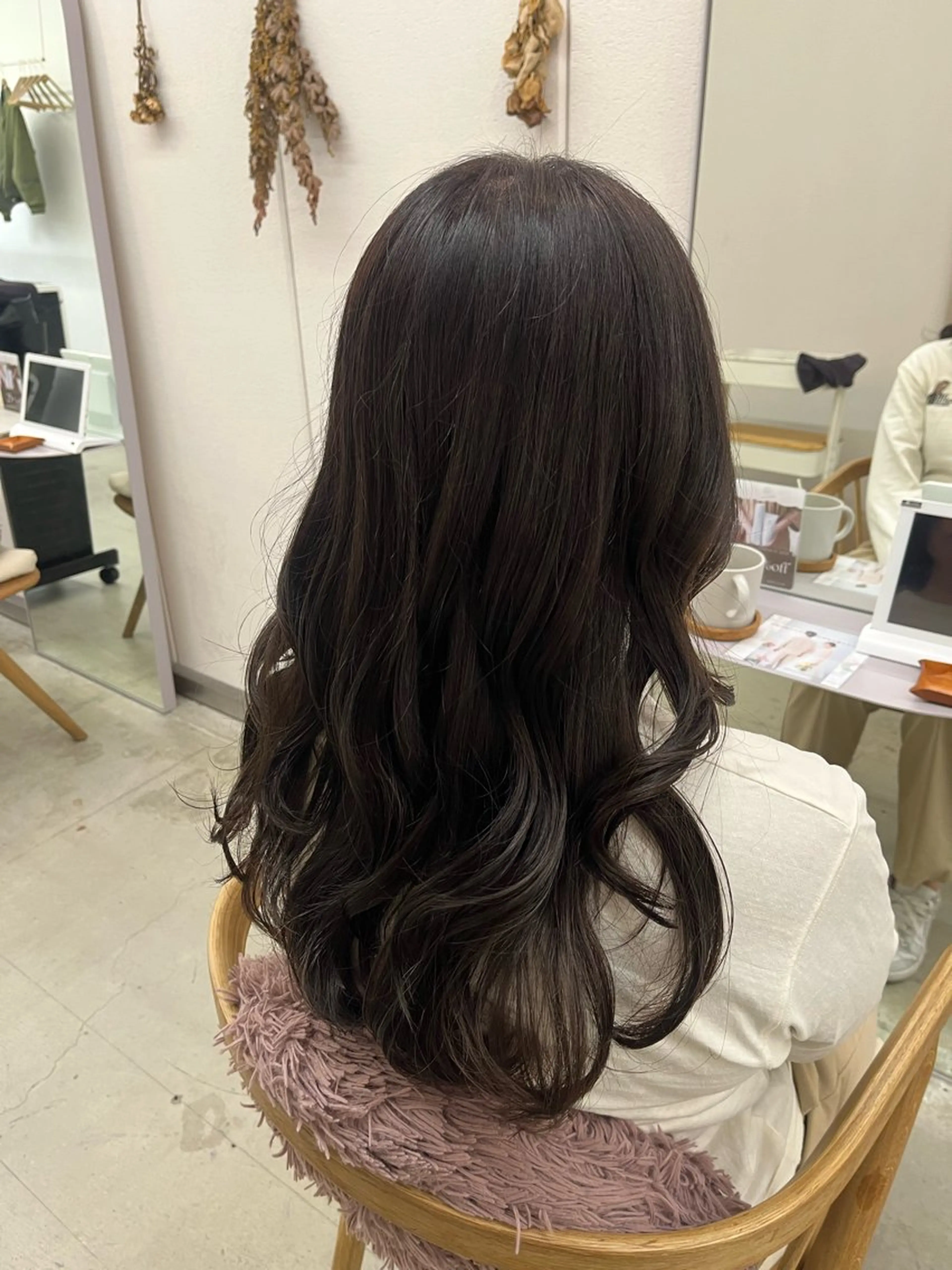 セミロング カラー ヘアカラー トリートメント 🌼花屋併設🌼 木下奈々望のヘアスタイル