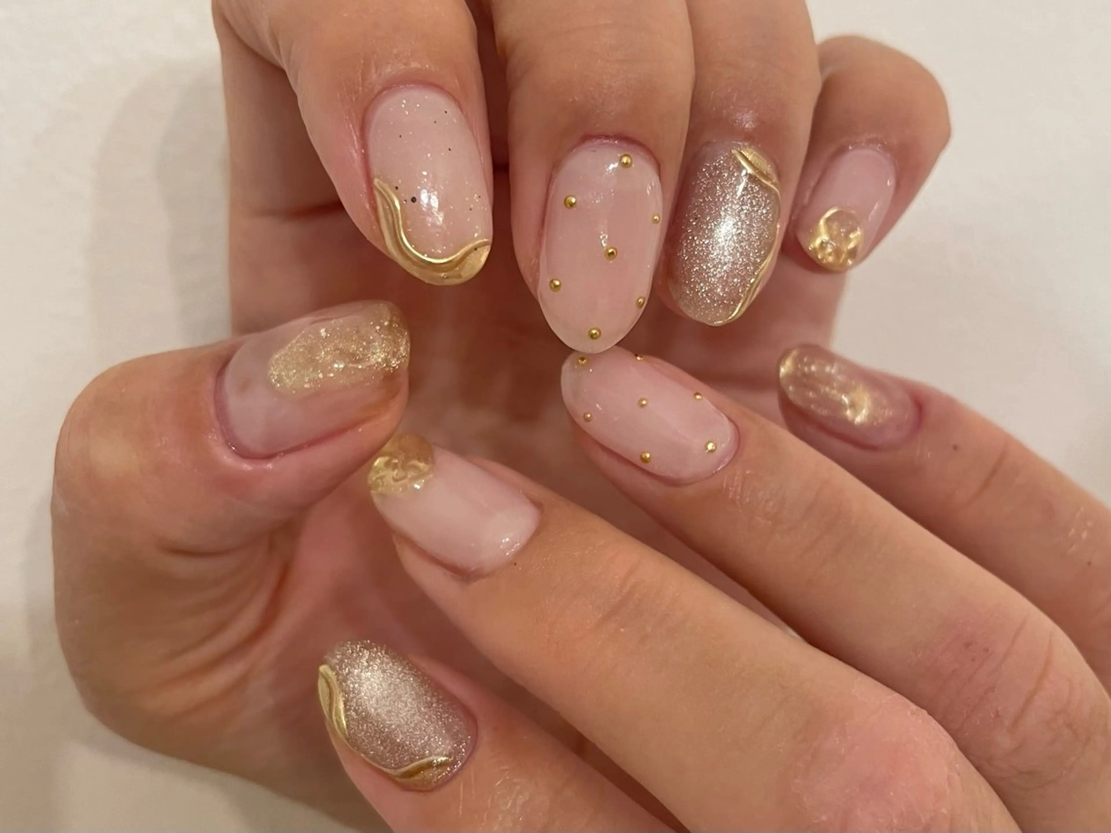 ネイル essence所属・pétit maakoのネイルデザイン