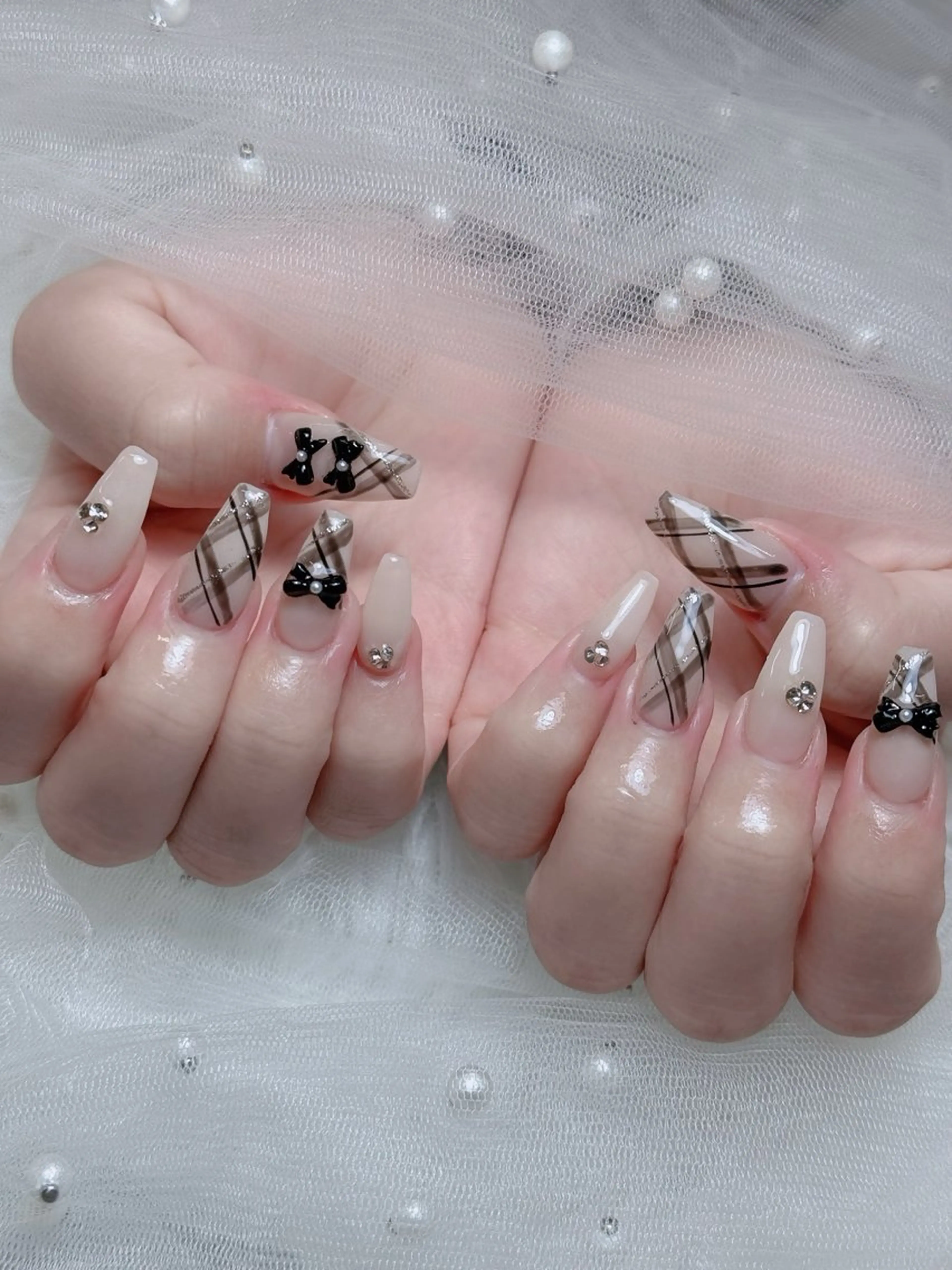 ネイル オーロラネイル チークネイル フットネイル フレンチネイル 韓国ネイル ハンドネイル Lumi Nailのネイルデザイン