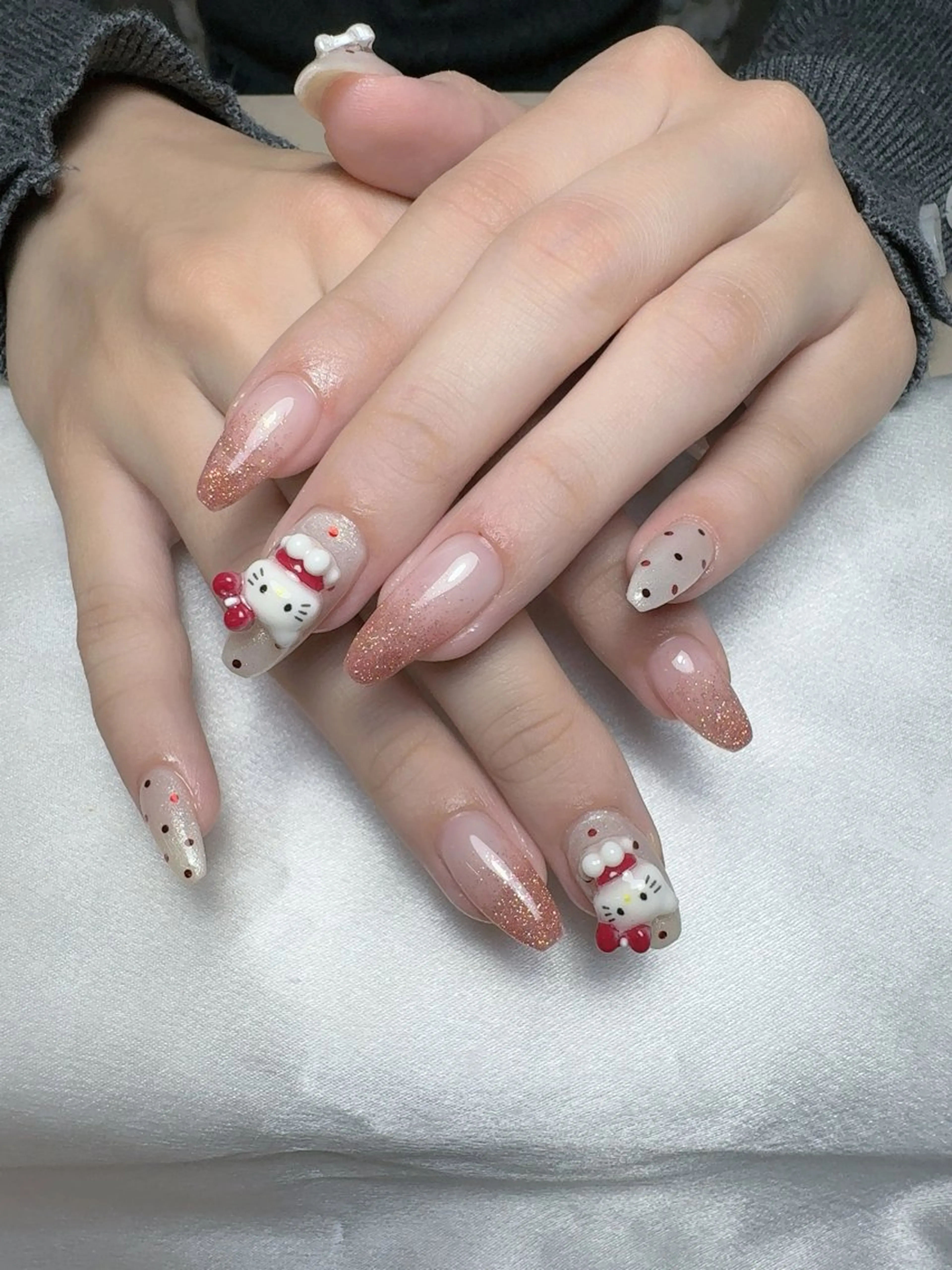 ネイル LR.ONE リナのネイルデザイン