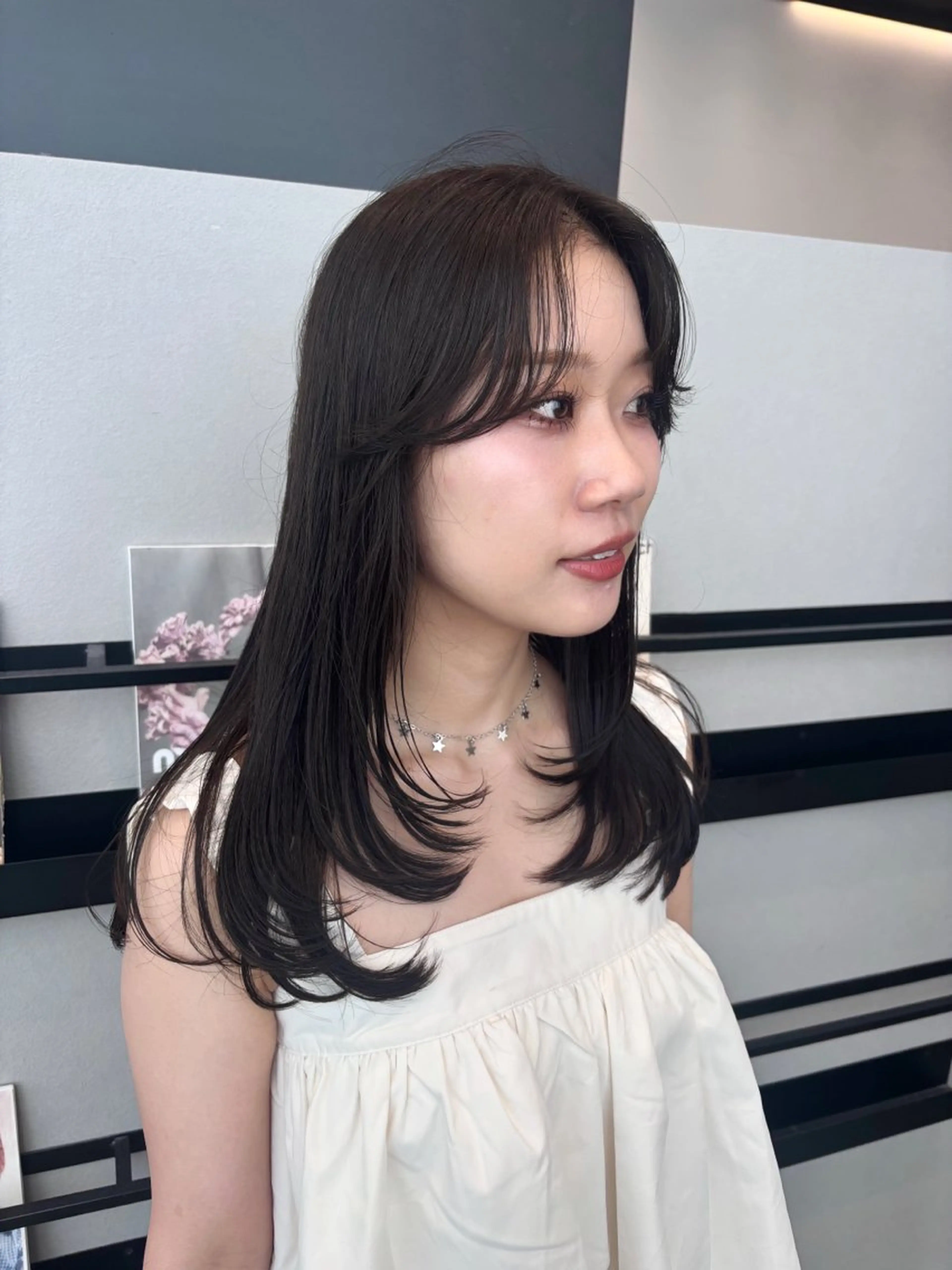 セミロング カラー グレージュ レイヤーカット カット ヘアカラー 透明感カラー/ レイヤーkotonoのヘアスタイル