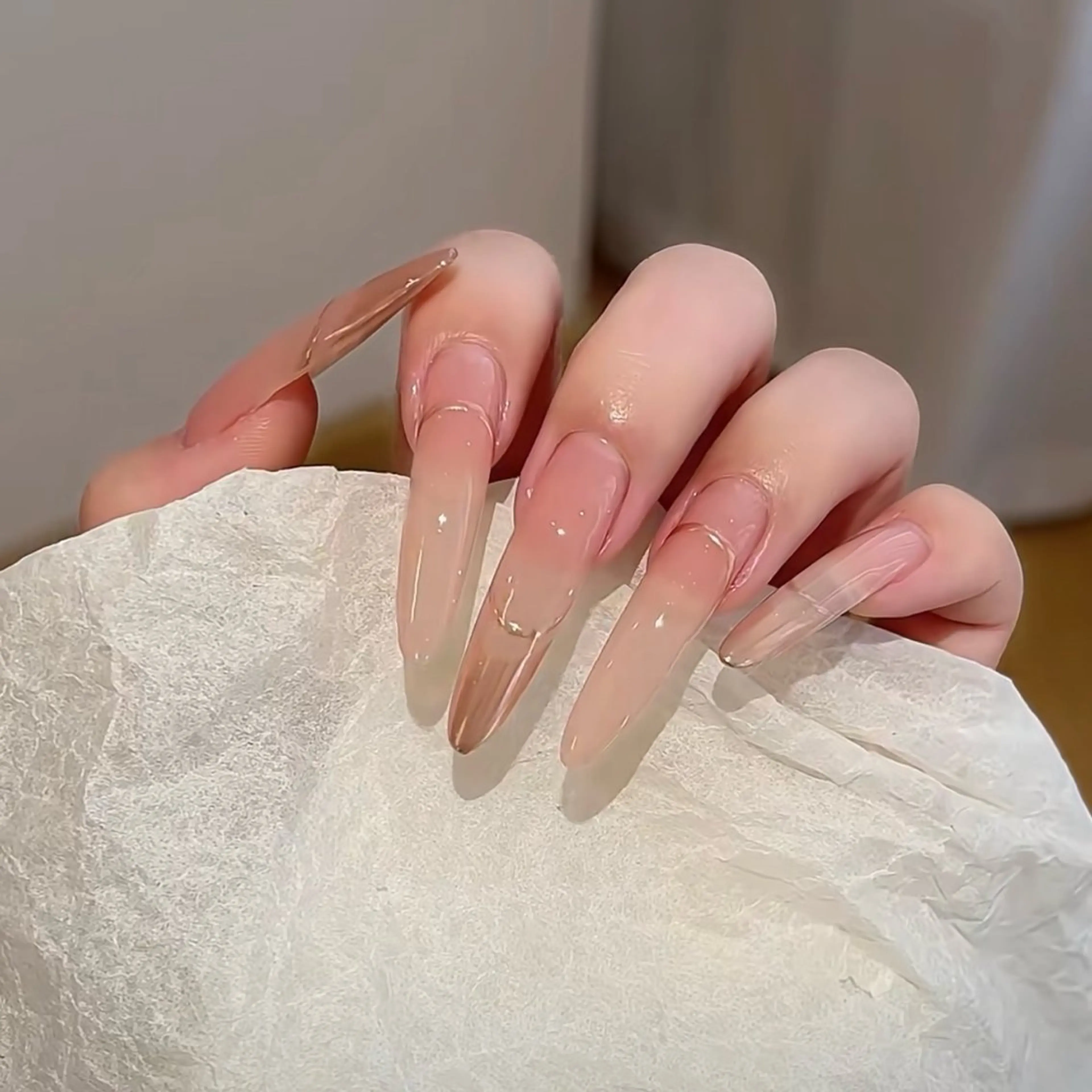 ネイル Hana  NAIL所属・新宿YISInail スカルプ専門店のネイルデザイン