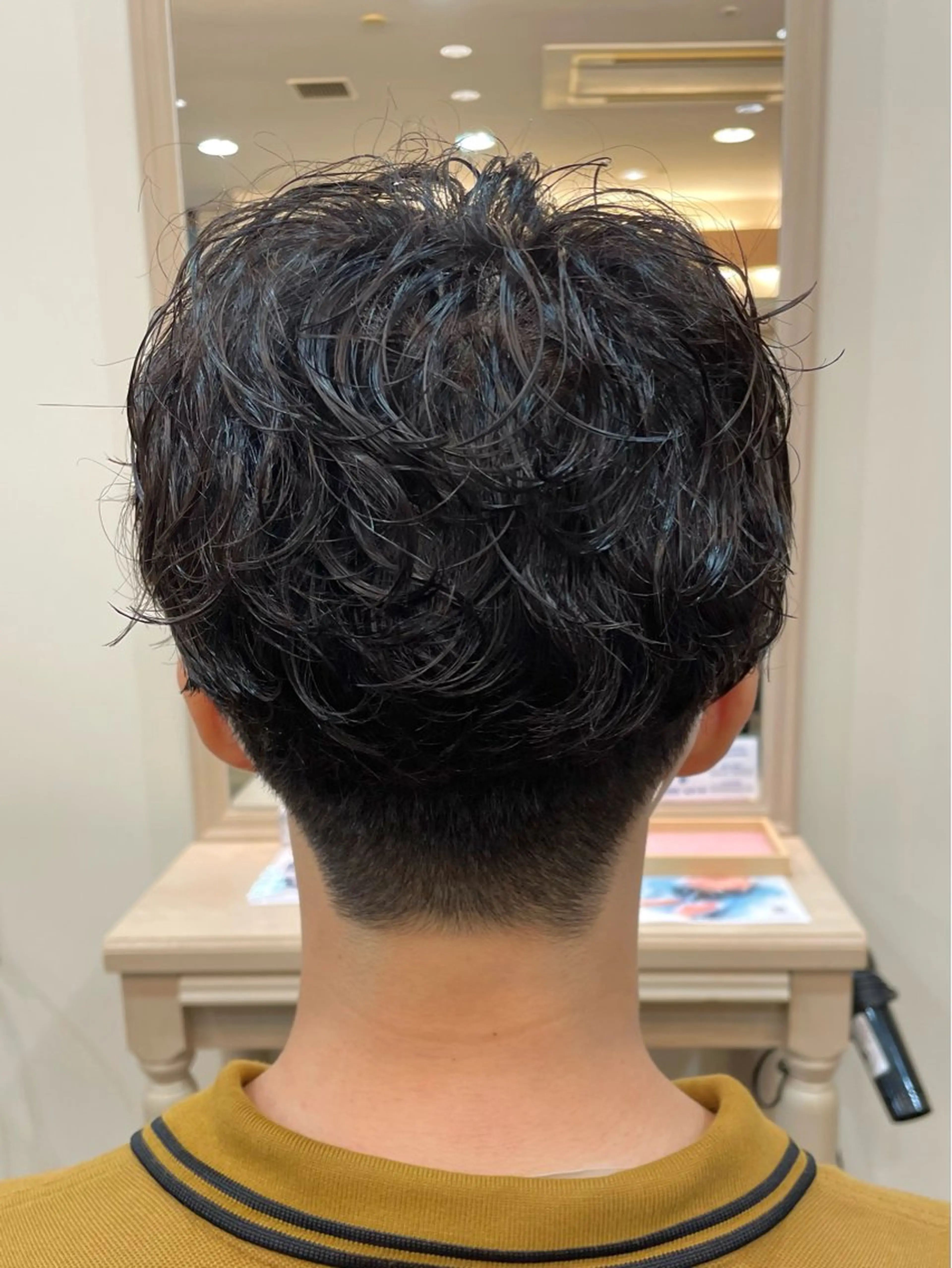 ショート パーマ メンズ カット パーマ メンズパーマ🌀/ 中村郁未のヘアスタイル