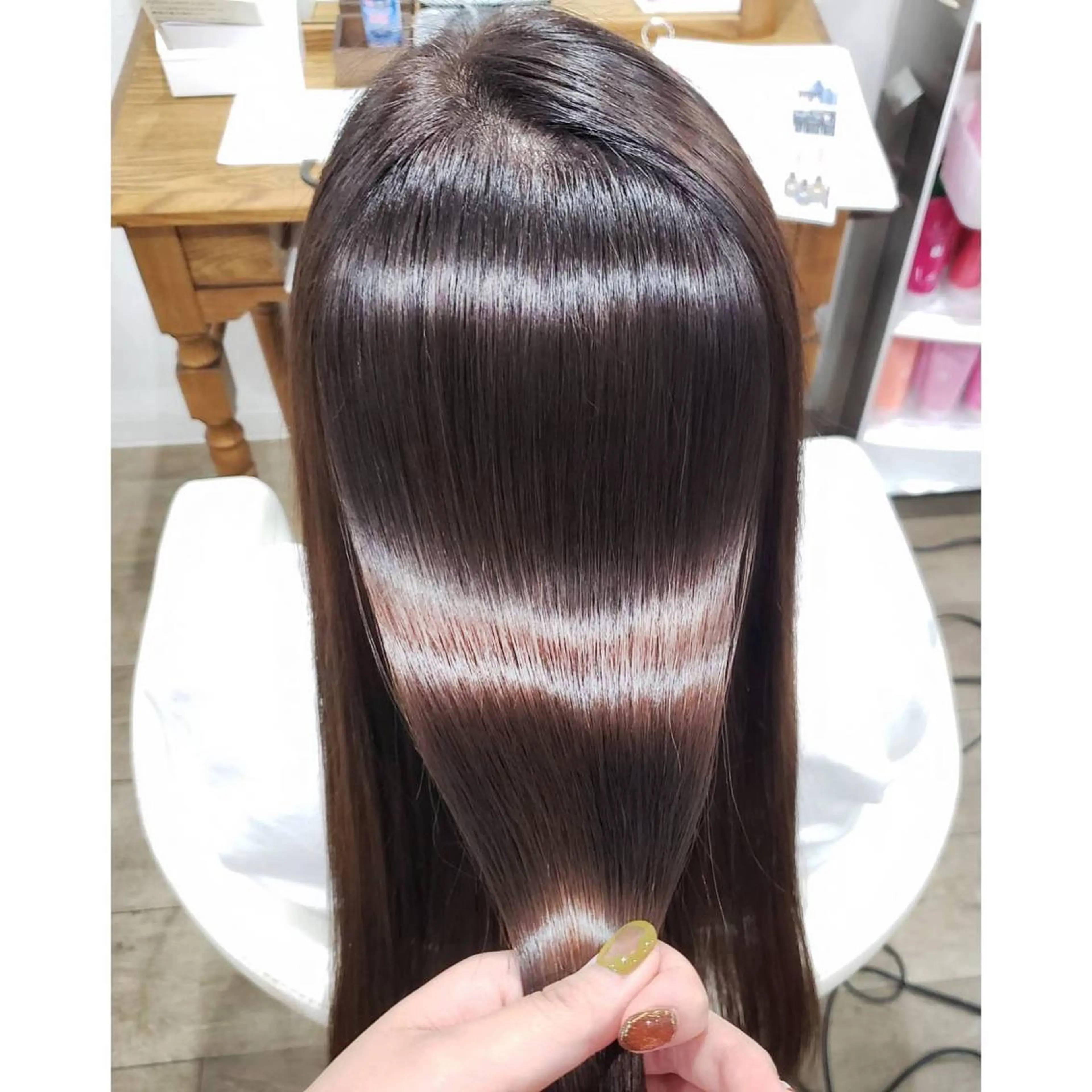 ロング ロング トリートメント 酸熱トリートメント ヘアカラー 縮毛矯正 髪質改善　jewel box~私のトリートメント~東梅田店所属・💎髪質改善専門 jewel boxのヘアスタイル