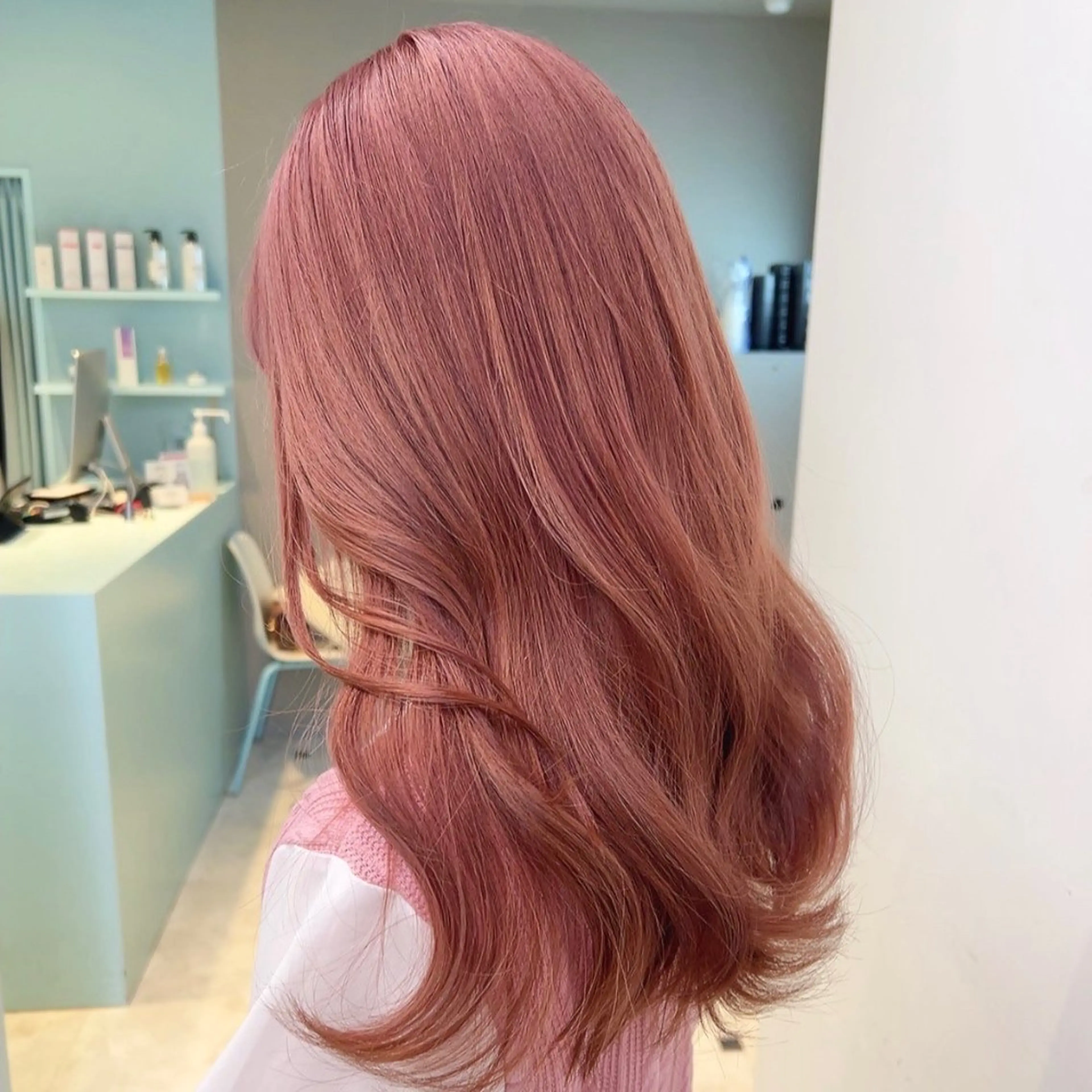 ロング 🤎🎀ブリーチなし ピンクラベンダー🧸のヘアスタイル