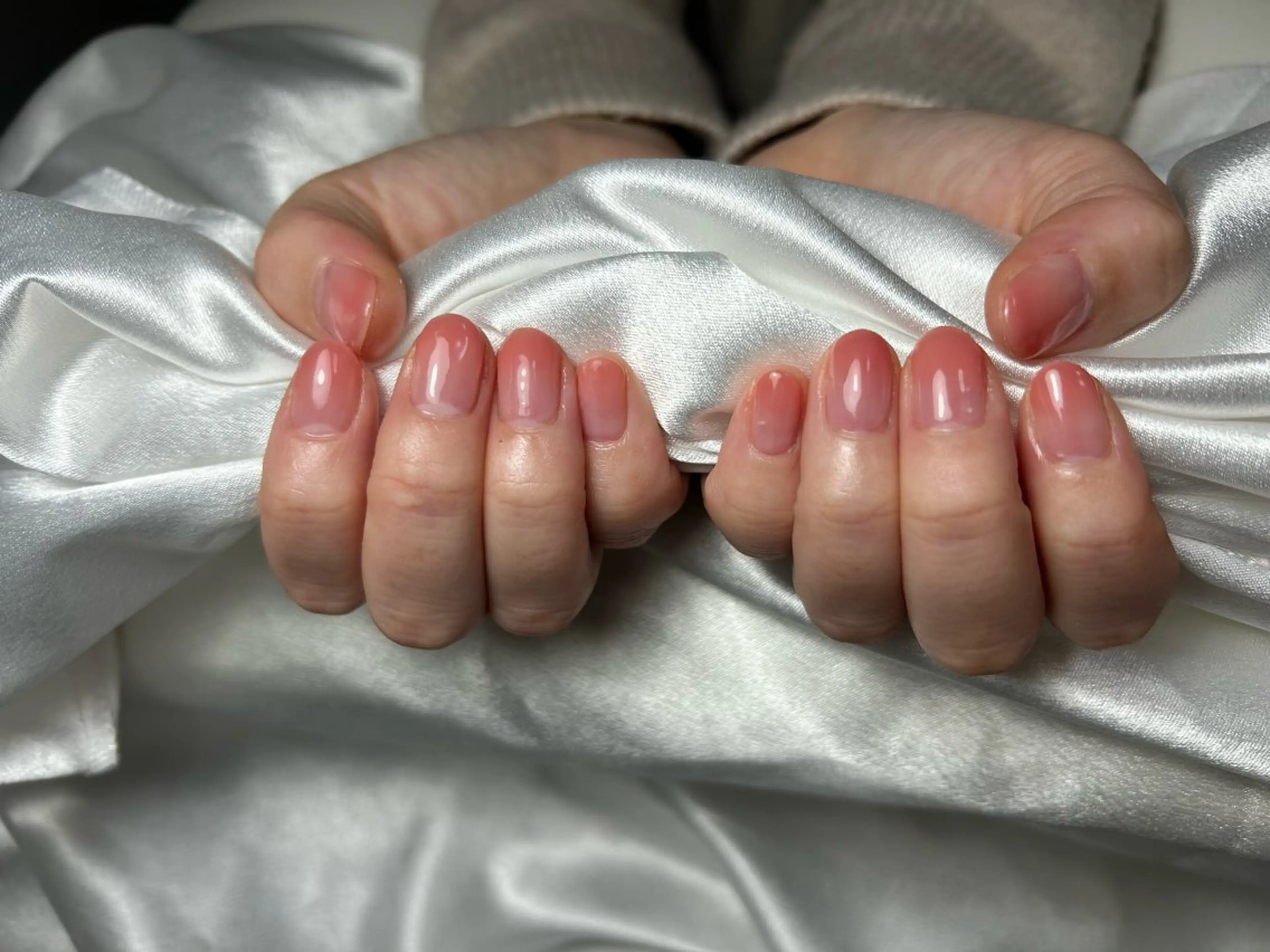 ネイル グラデーション 佐々木 亜美のネイルデザイン