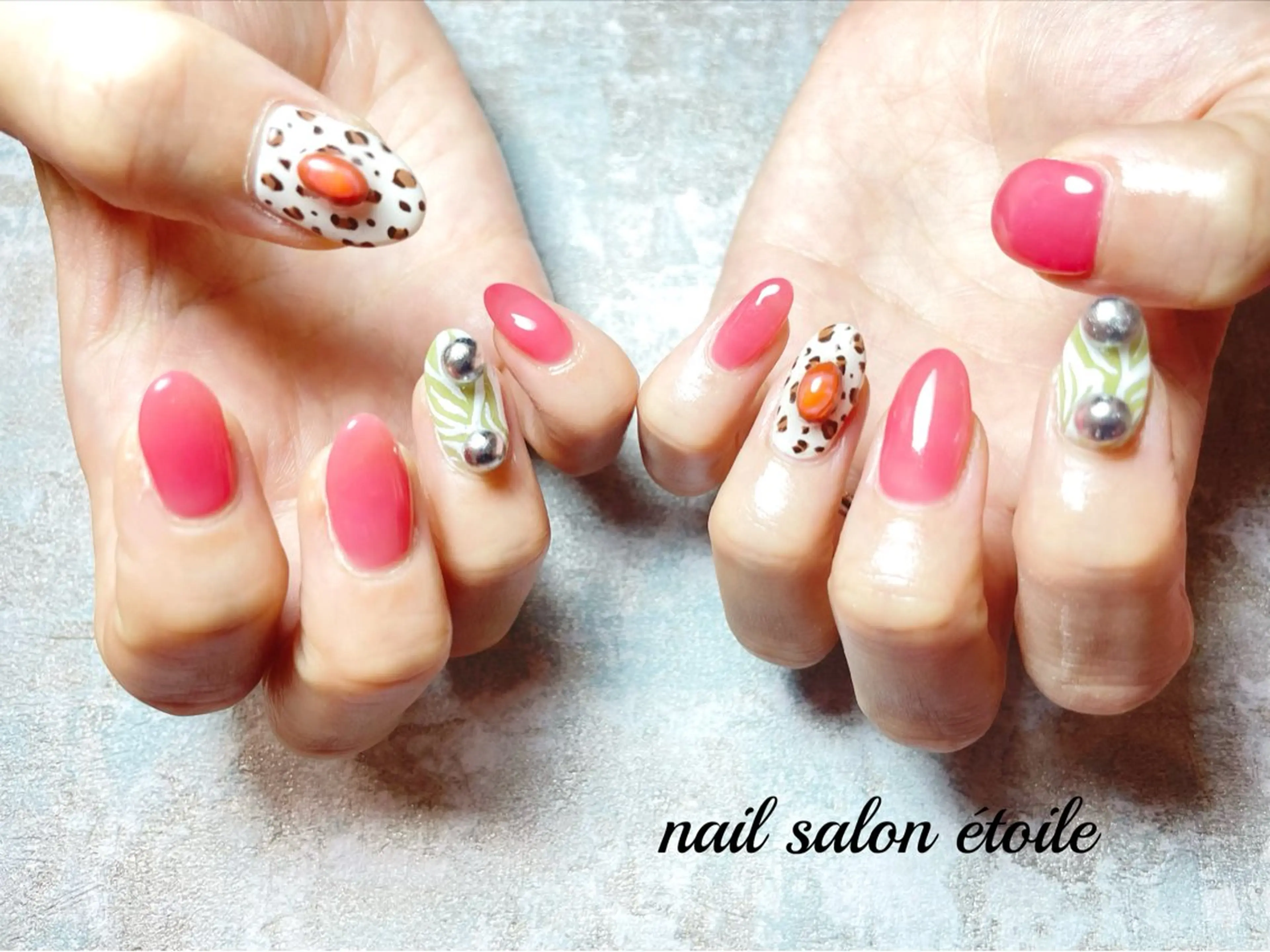 ネイル アニマル柄 アートネイル ジェルネイル 持ち込み ピンク ハンドネイル nail salon étoileのネイルデザイン