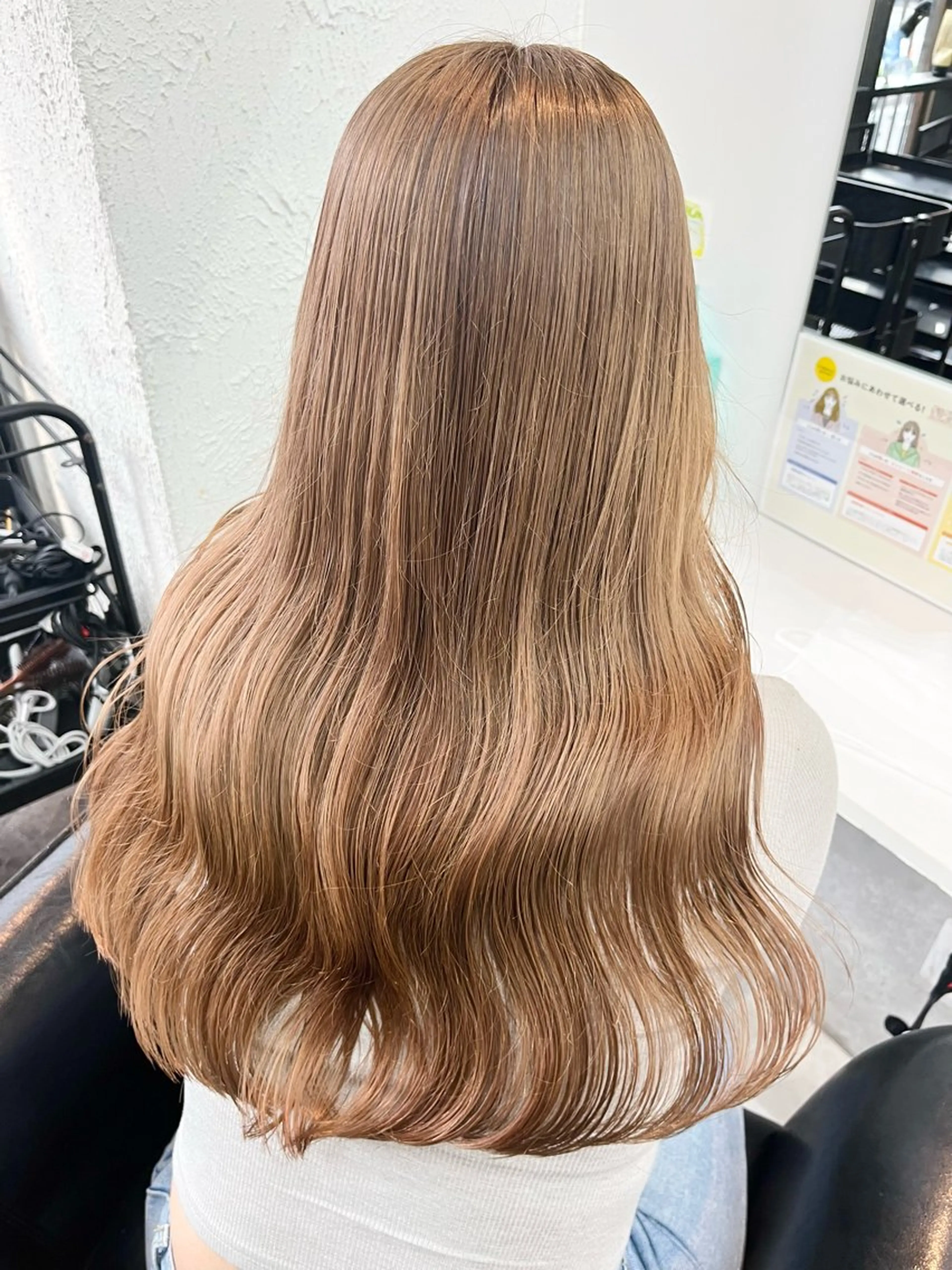 【人気NO.1‼️ミニモ限定価格‼️】🩵透明感ブリーチ＋艶カラー🩵高保湿１ステップトリートメント付✨️大宮💕韓国の写真