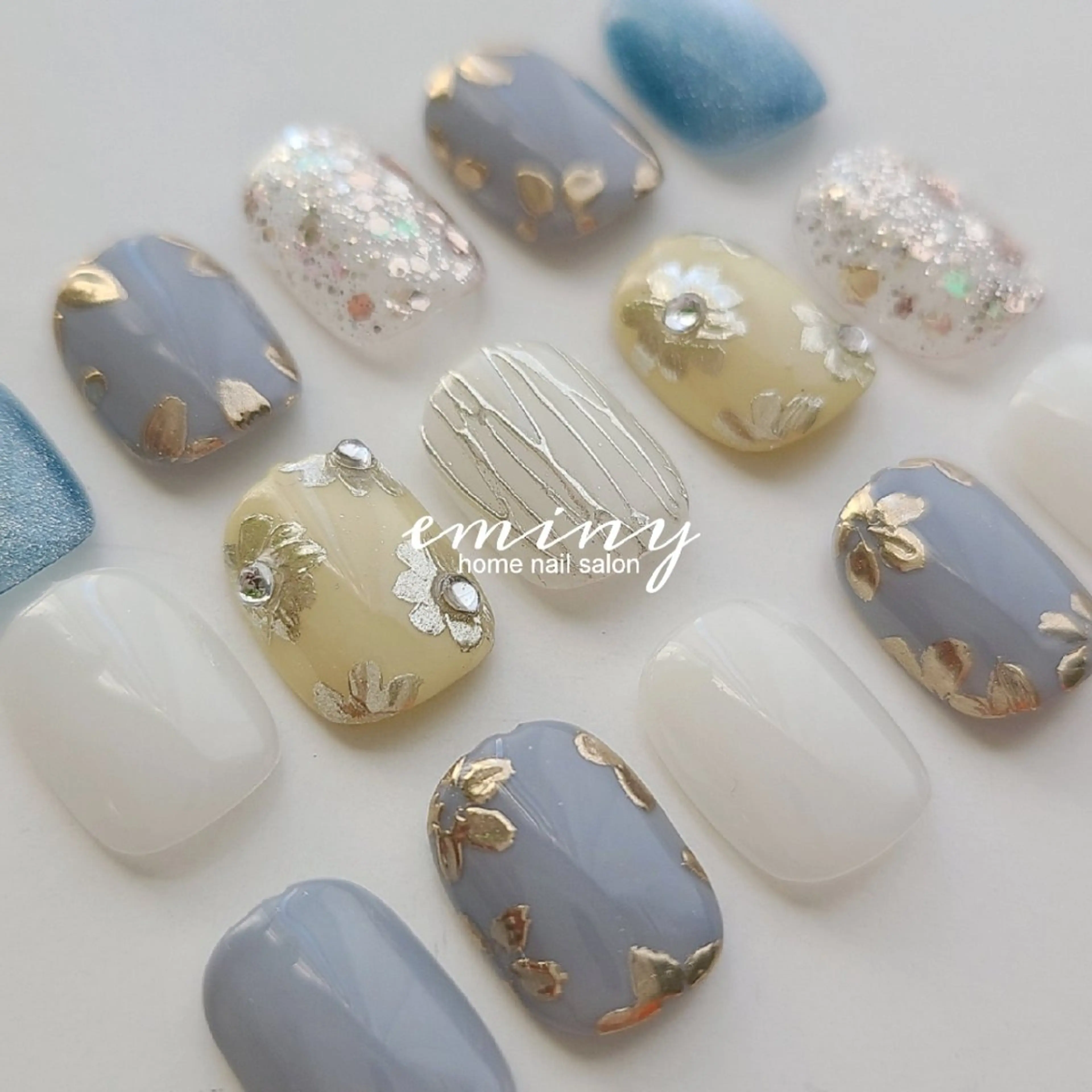 ネイル フラワーネイル ジェルネイル キラキラネイル ミラーネイル 春ネイル ハンドネイル nail salon  eminyのネイルデザイン