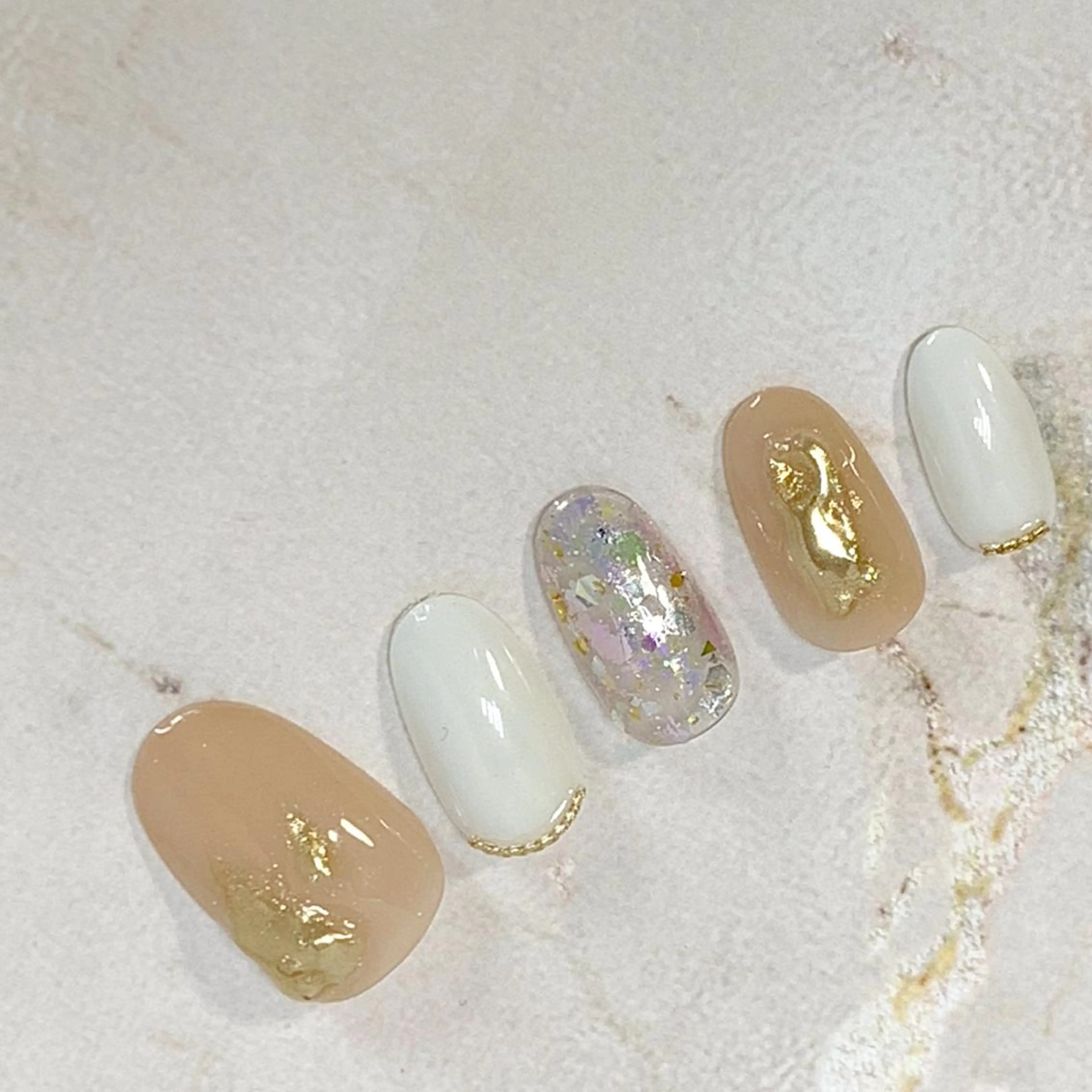 ネイル ハンドネイル alma nailsのネイルデザイン