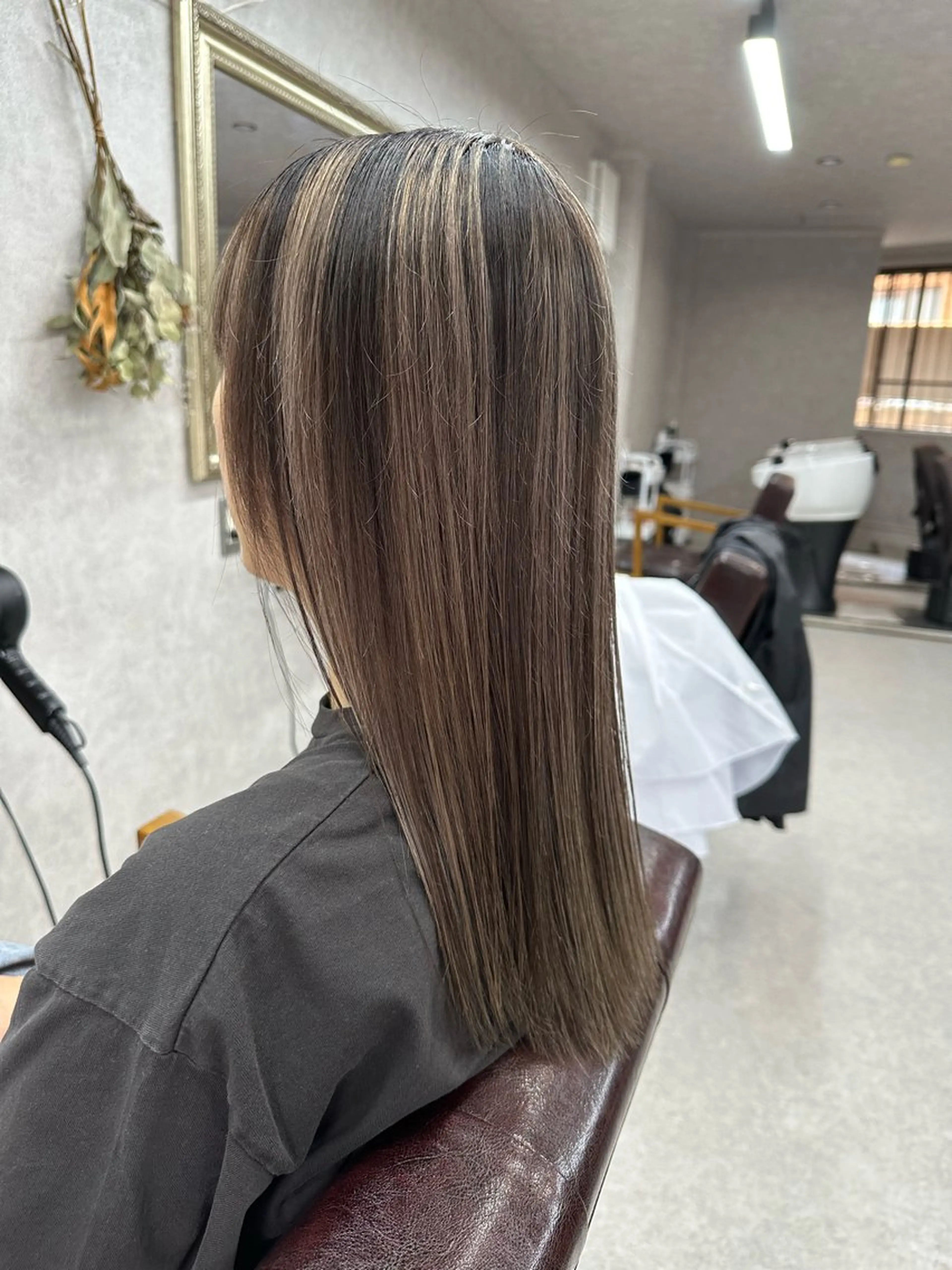 ロング カット ヘアカラー トリートメント Lien 深井店のヘアスタイル