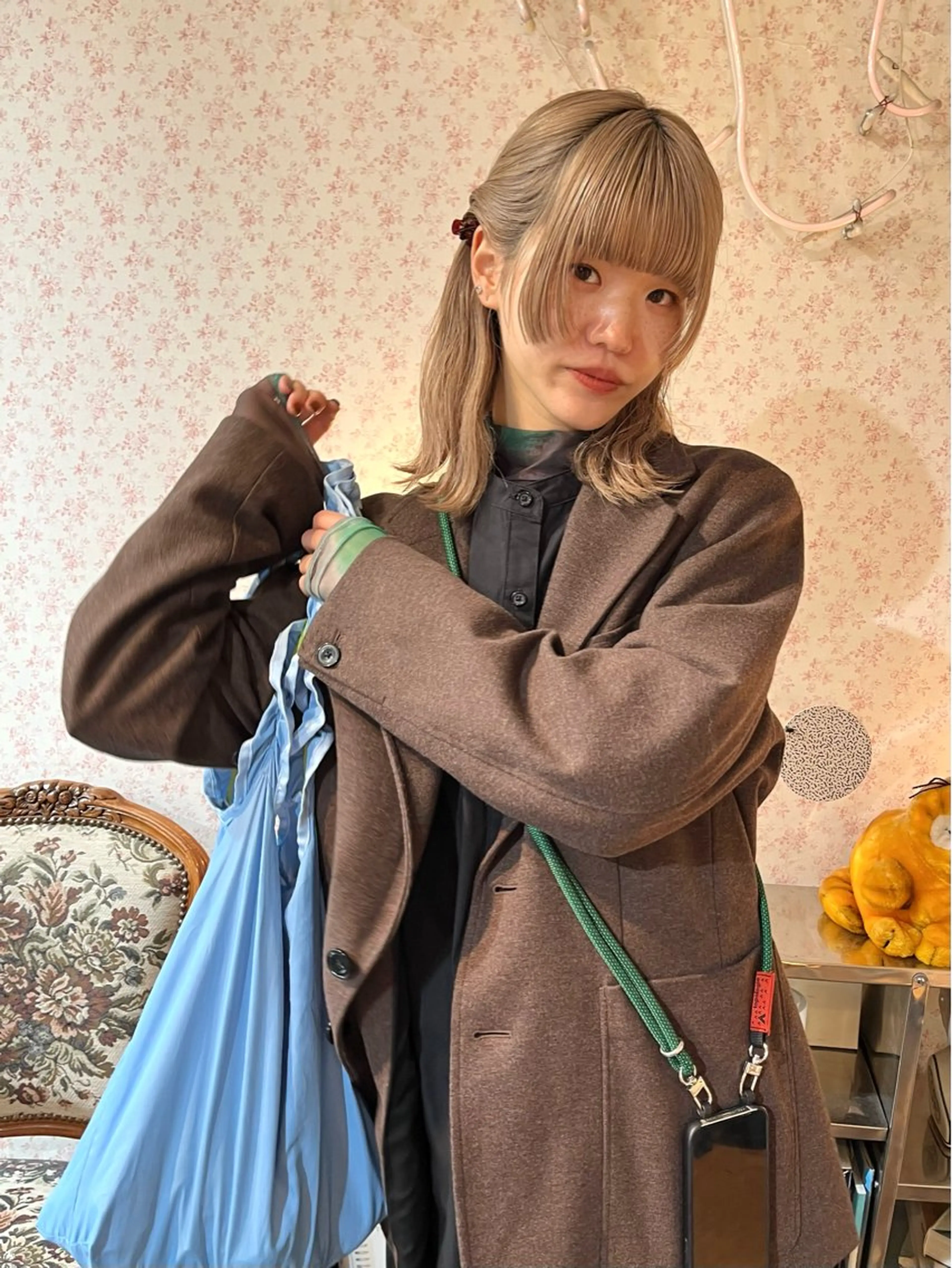 ミディアム カット iru所属・mi kiのヘアスタイル