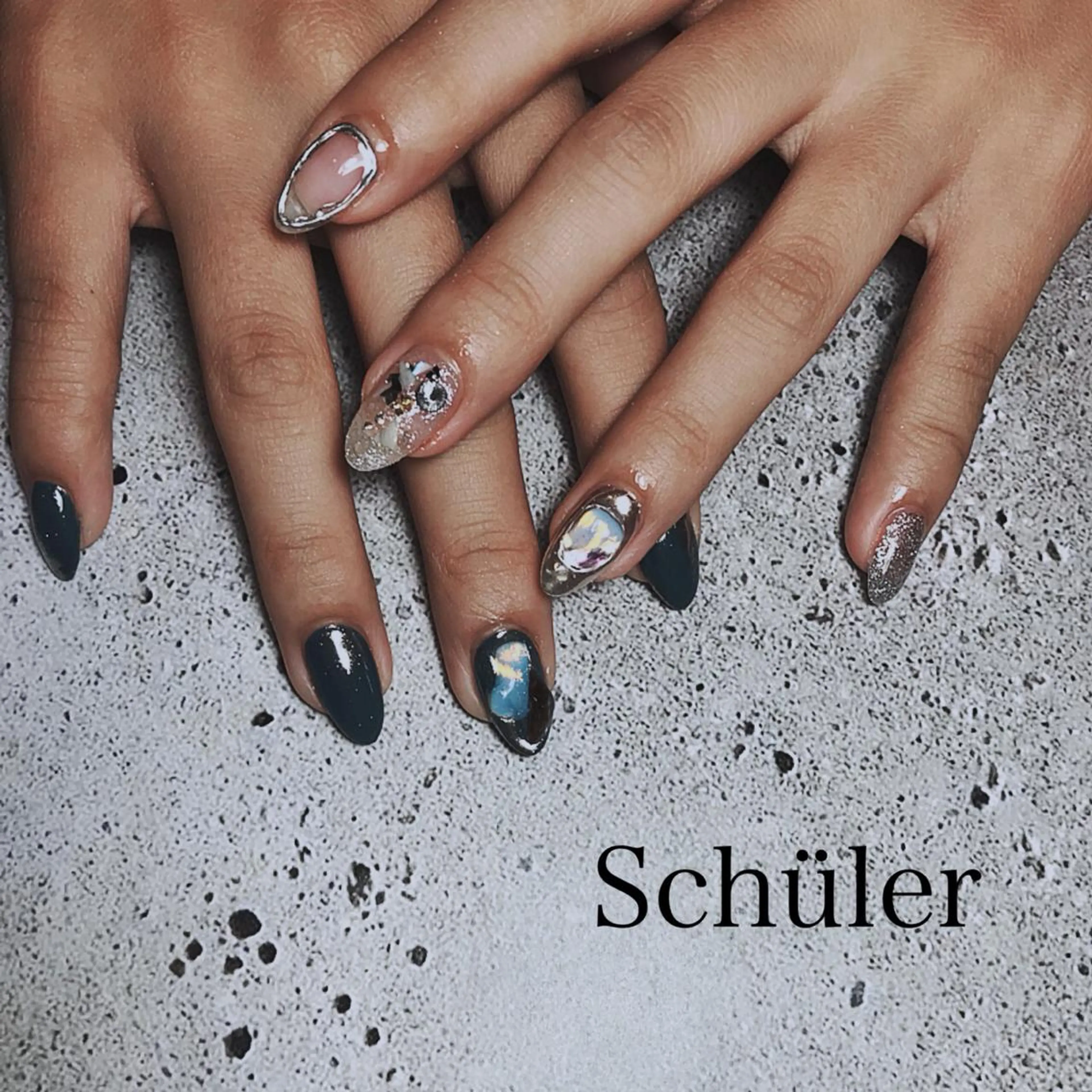 ネイル Schüler所属・野内 まきのネイルデザイン