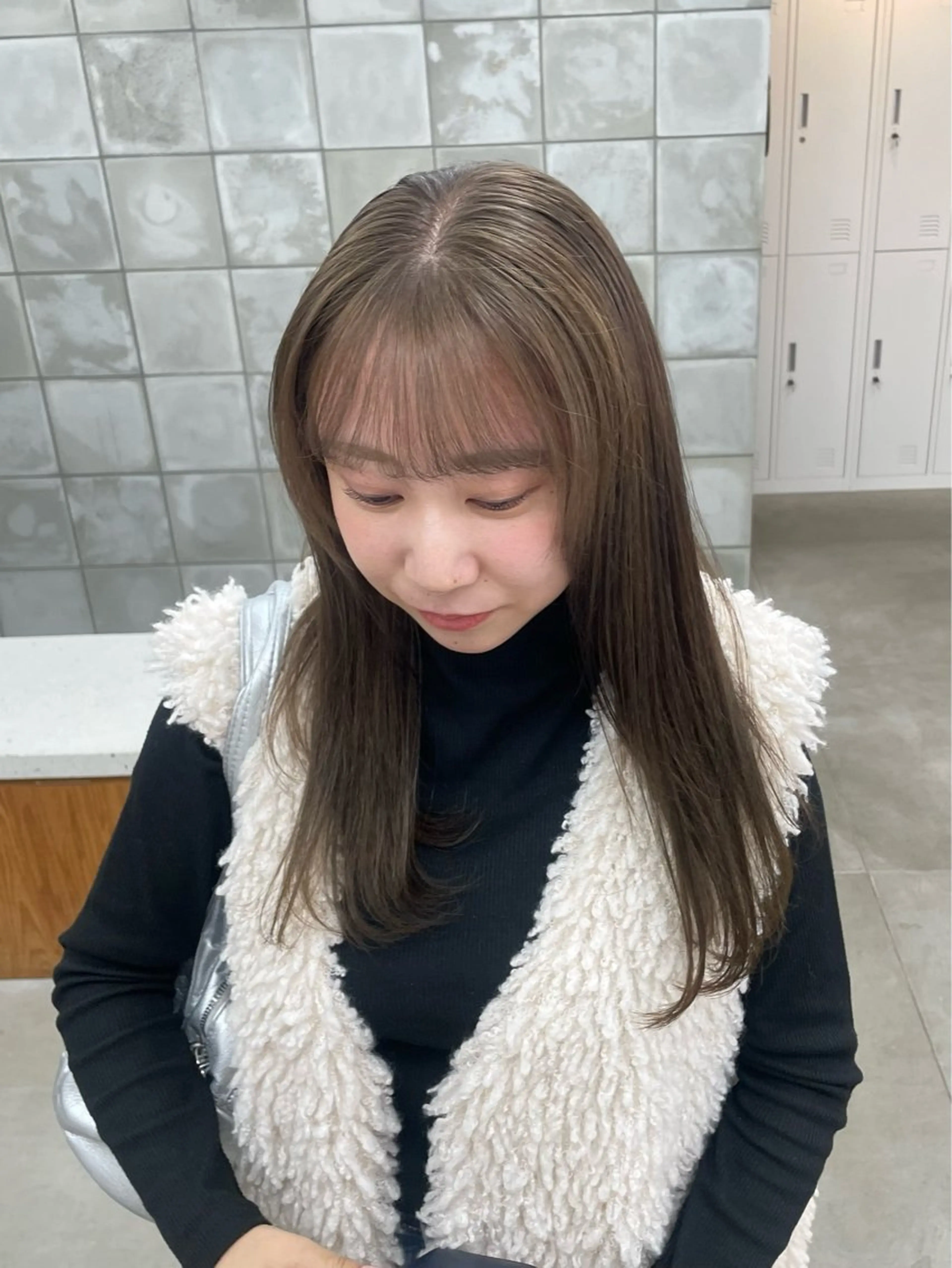 ミディアム カラー tuco mireiのヘアスタイル