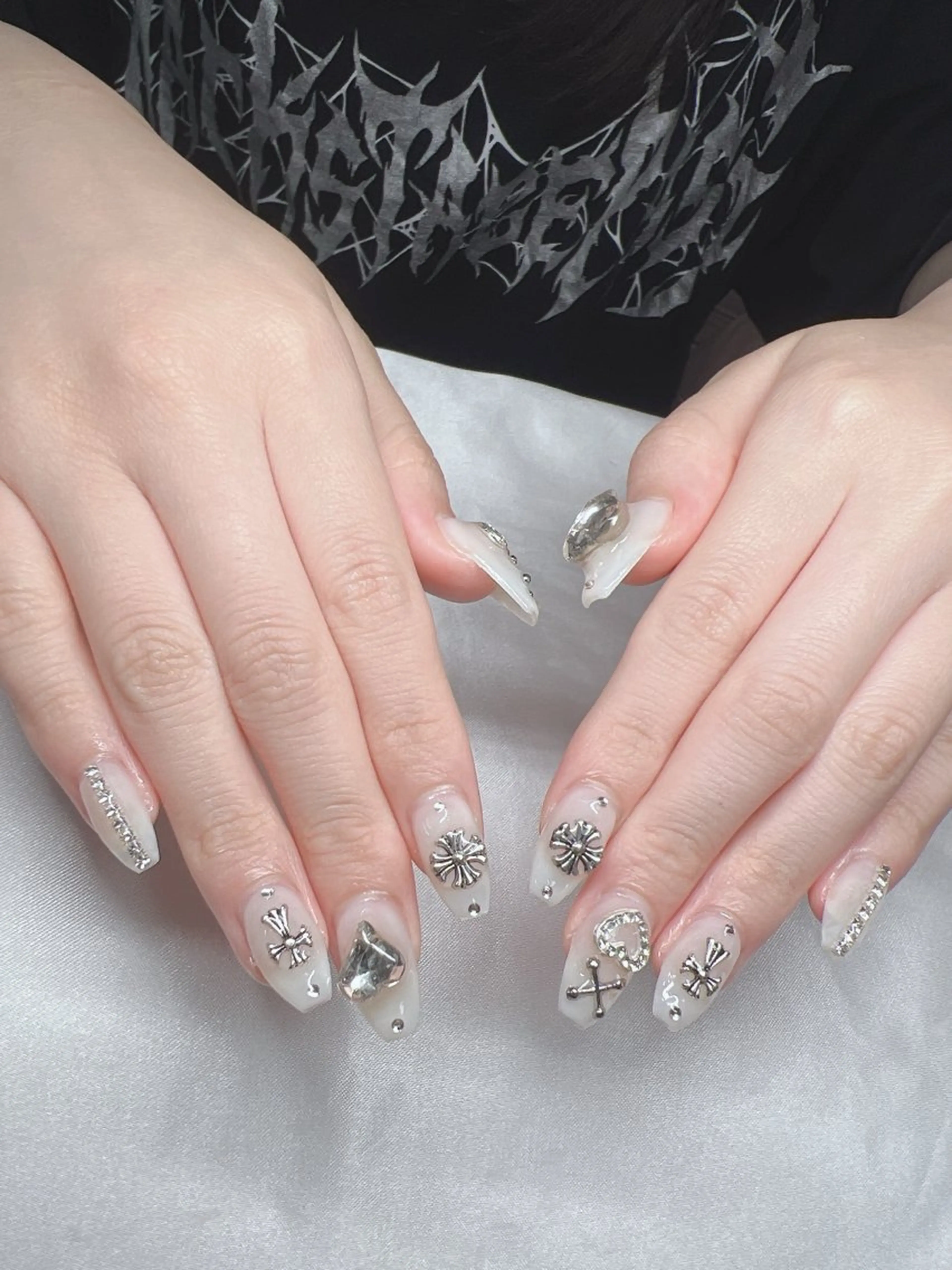 ネイル 長さ出し グラデーション キラキラネイル マグネットネイル ニュアンスネイル ハンドネイル Lee Nails チップ長さだし専門店のネイルデザイン