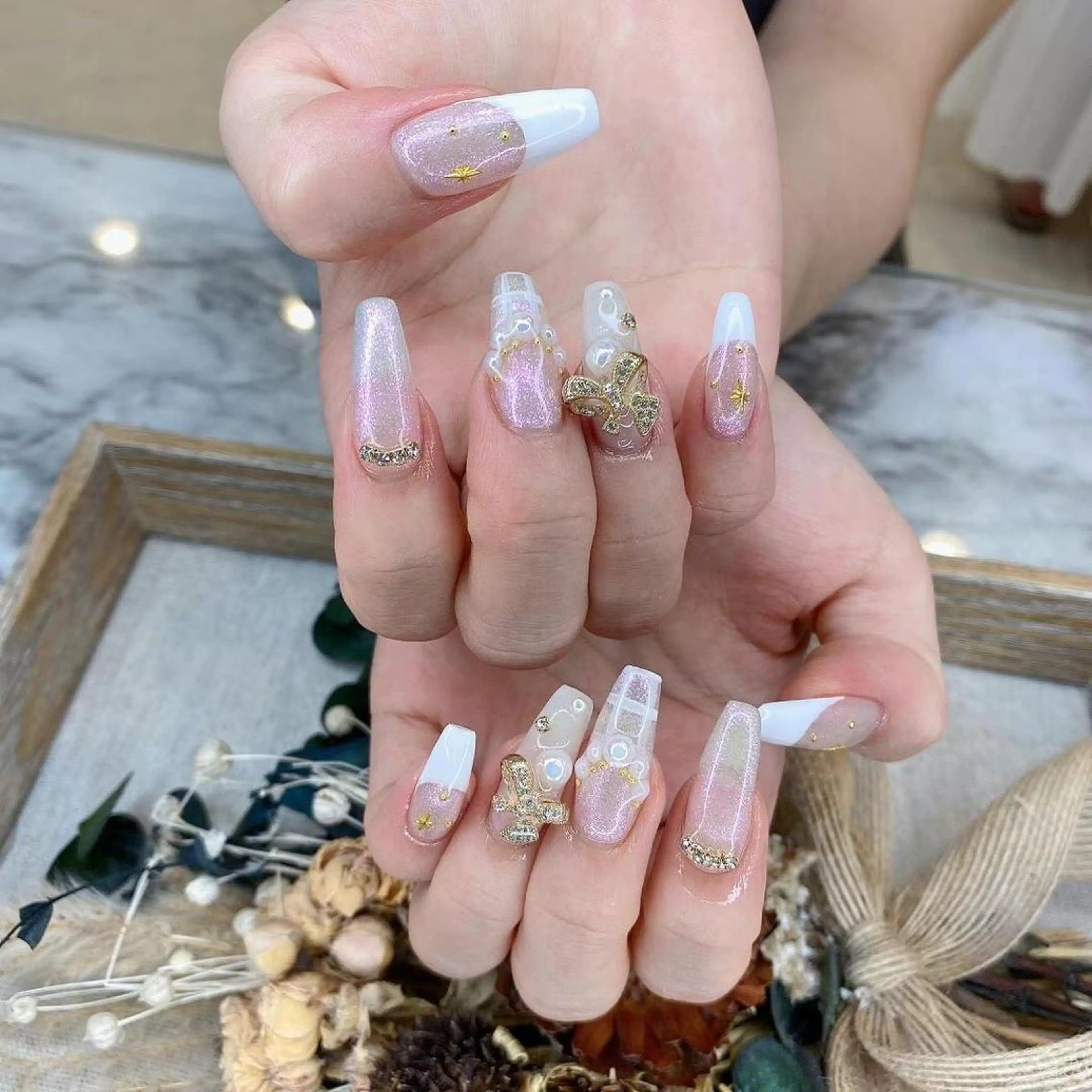 ネイル オーロラネイル Babarla Nailのネイルデザイン