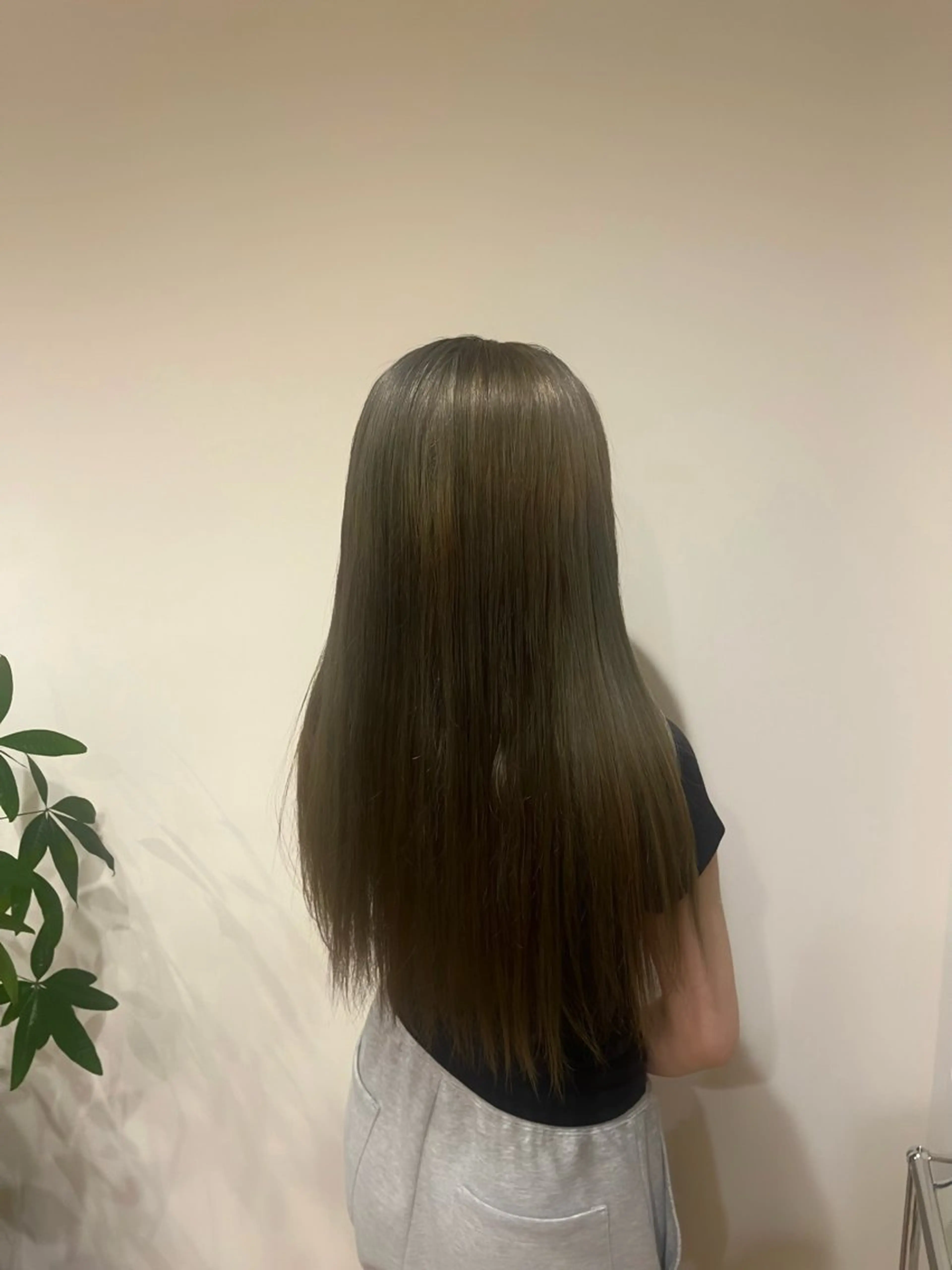 ロング カラー ヘアカラー 朝野 美華のヘアスタイル