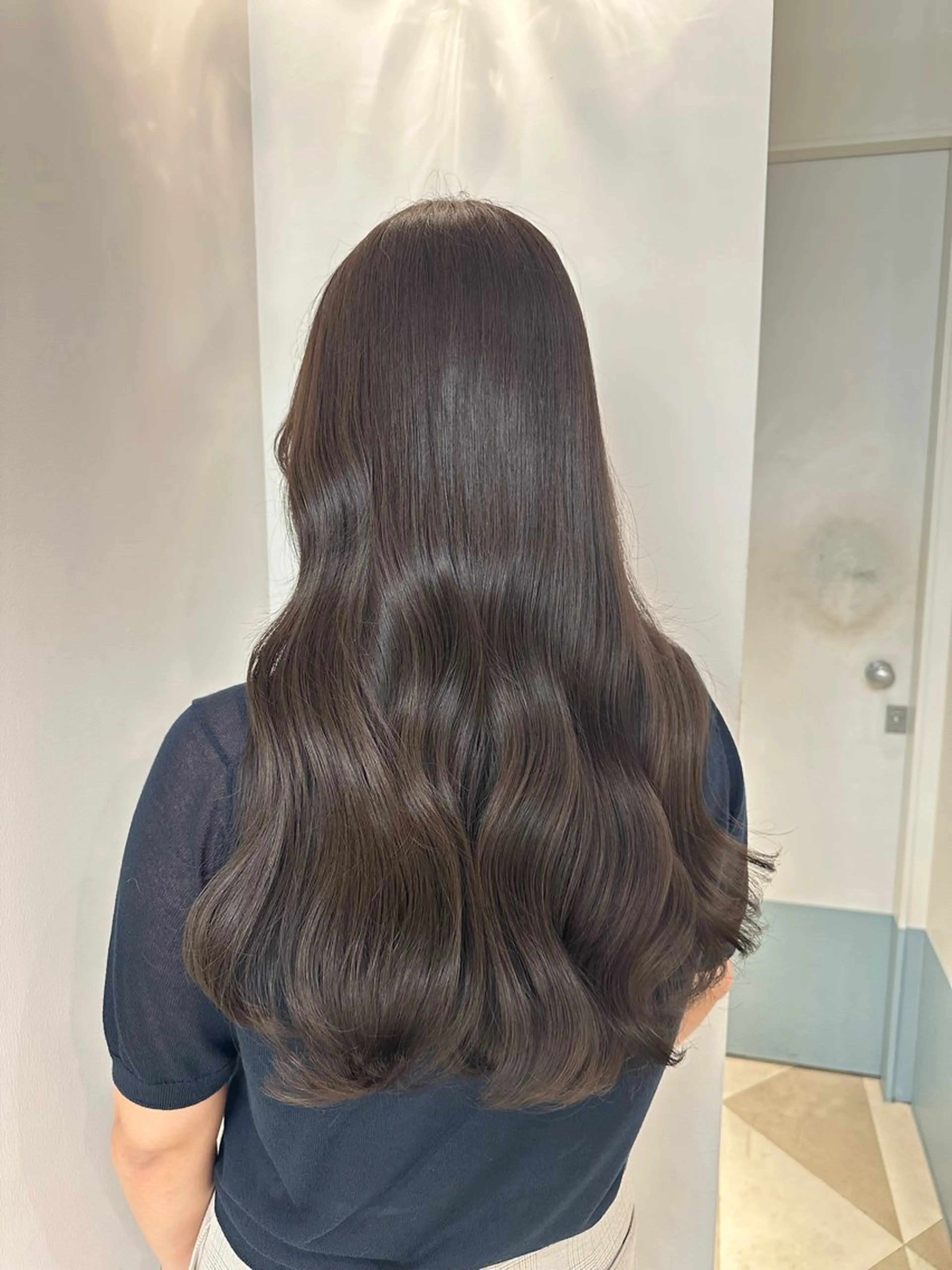 ロング カラー パーマ 安丸 結夏のヘアスタイル