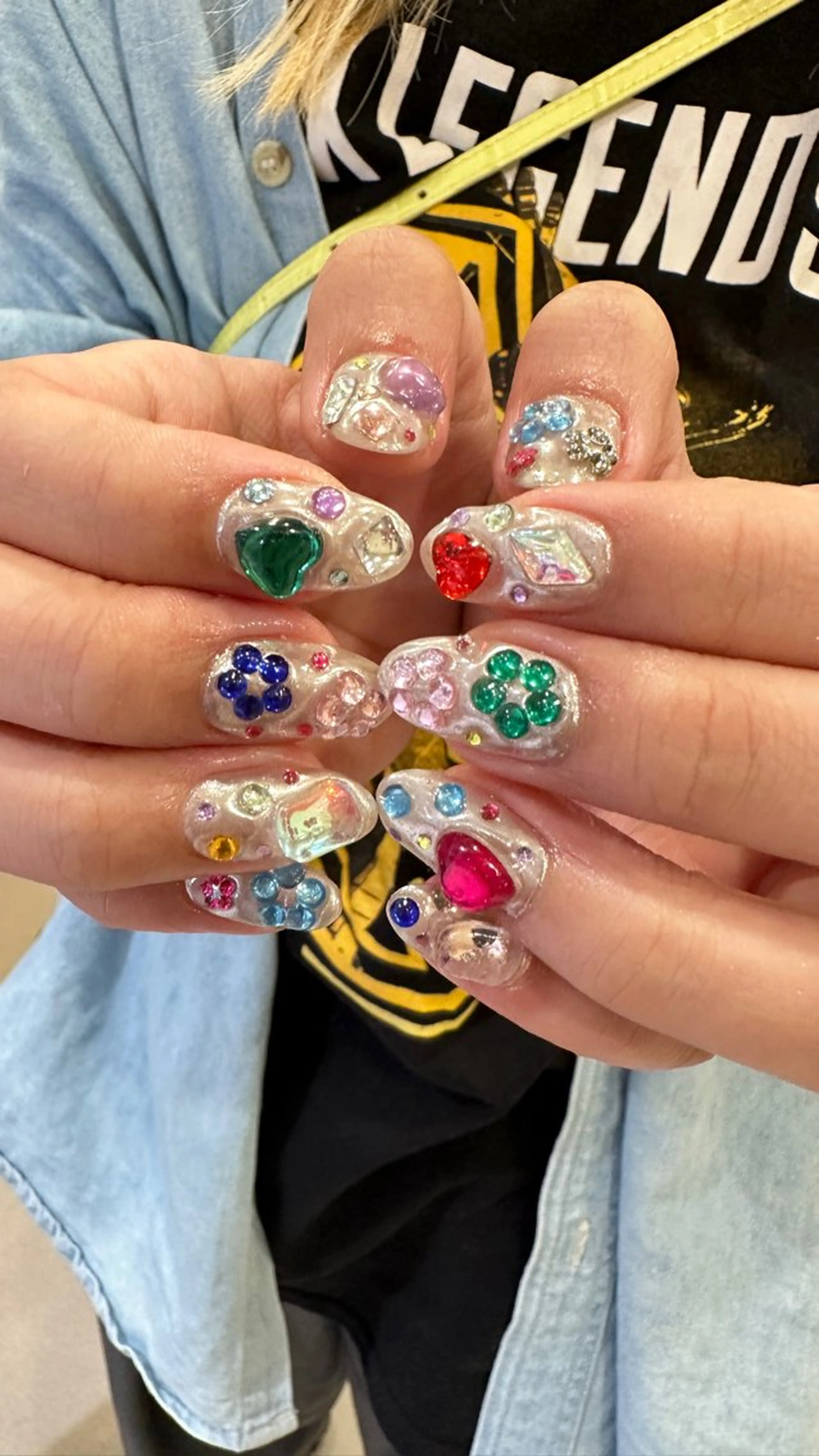 ネイル ハンドネイル 👽個性派ネイル🎀 komachiのネイルデザイン