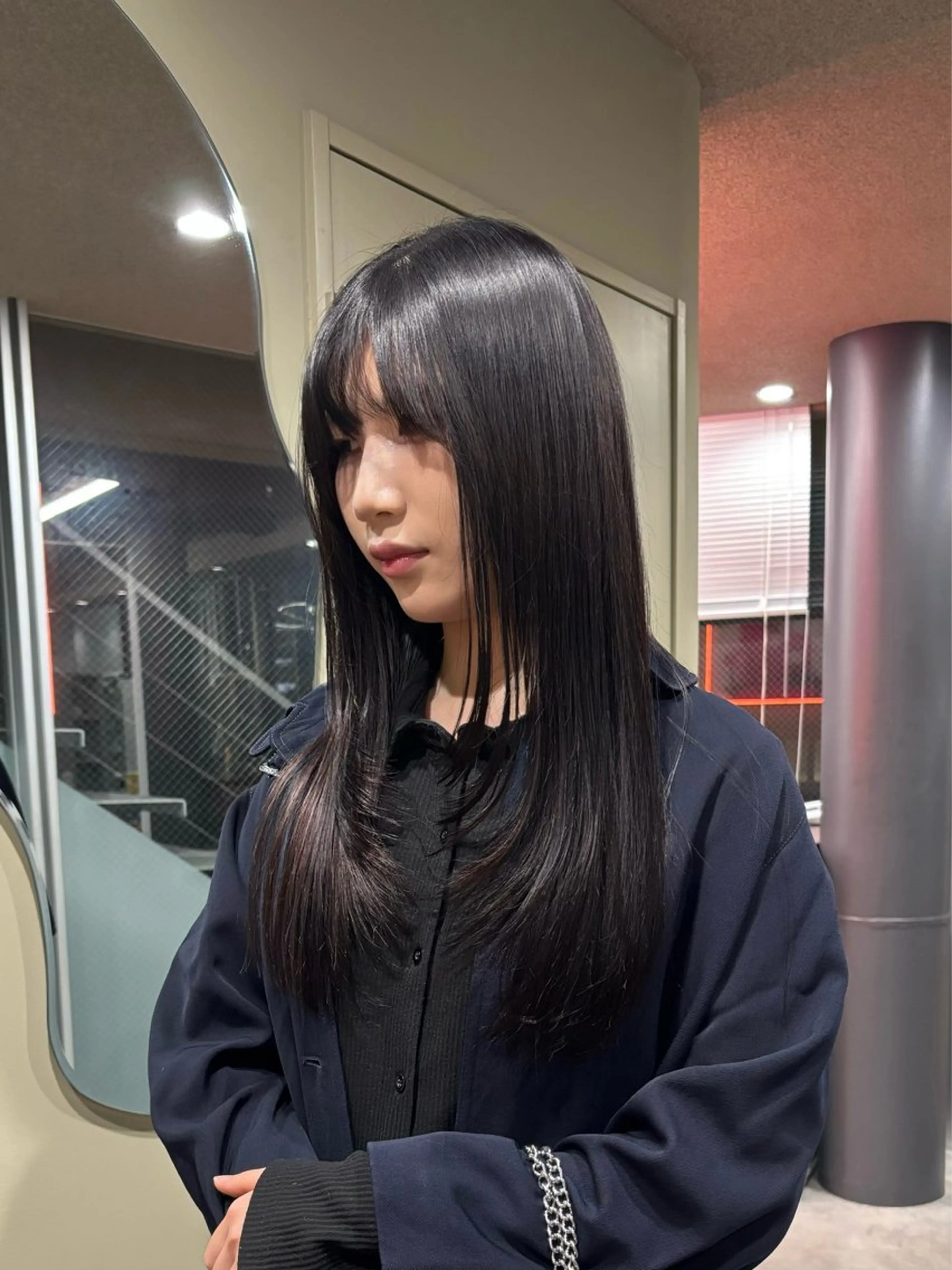 ロング レイヤーカット ESQUISSE 堀合 駿輔のヘアスタイル