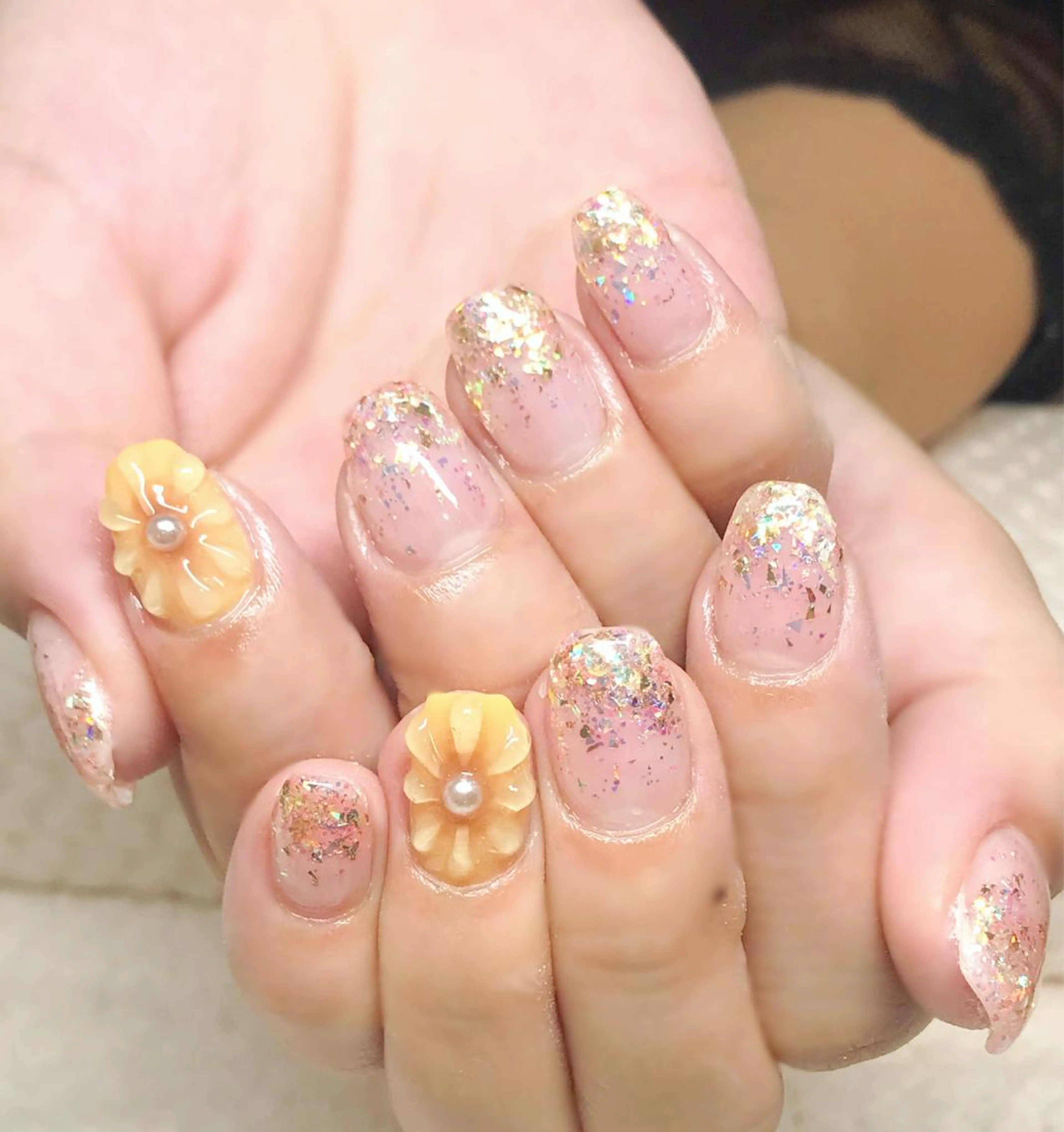 ネイル フラワーネイル ジェルネイル グラデーション キラキラネイル ラメ(グリッター) Nyanco Nailのネイルデザイン