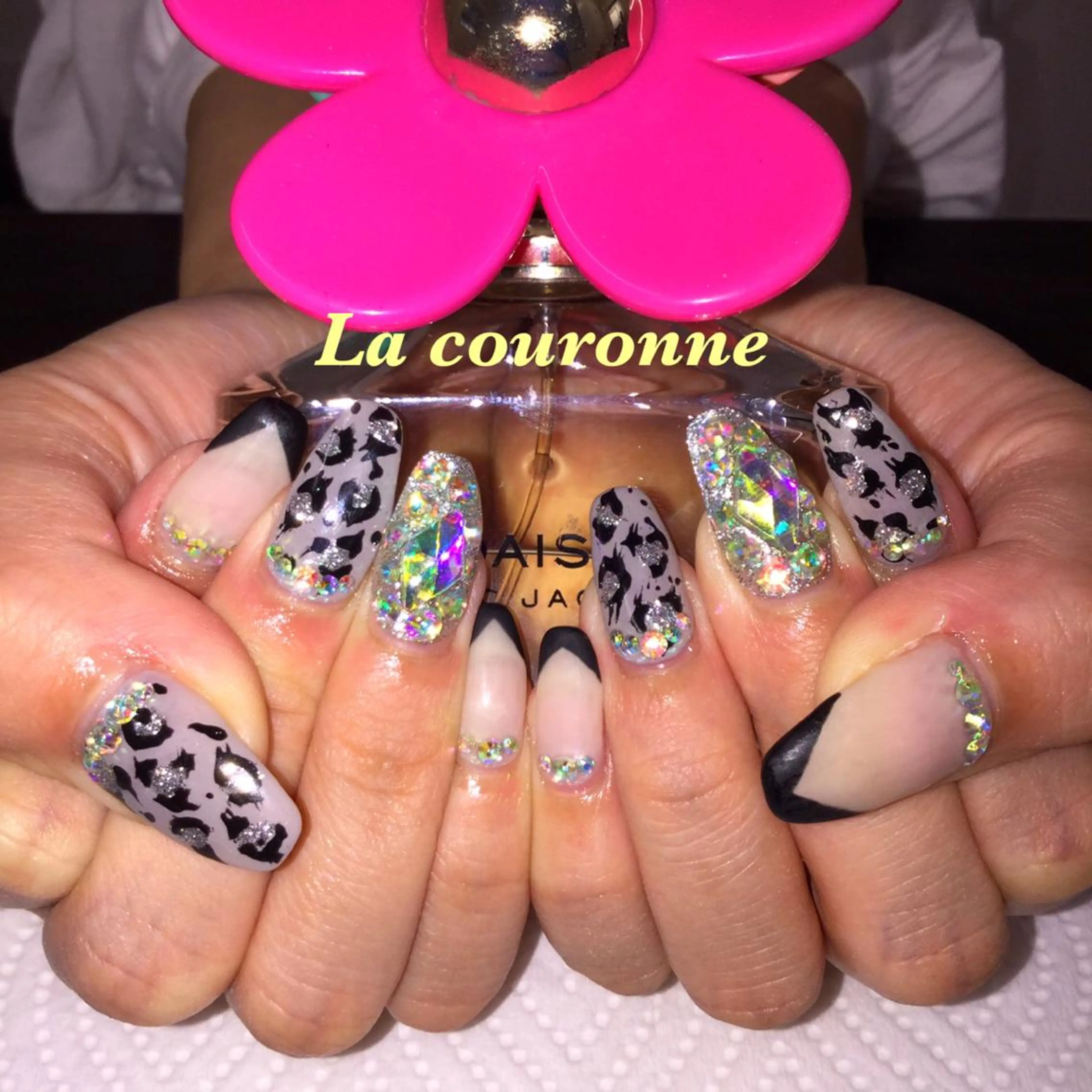 ネイル ハンドネイル Lacouronne NATSUMIのネイルデザイン