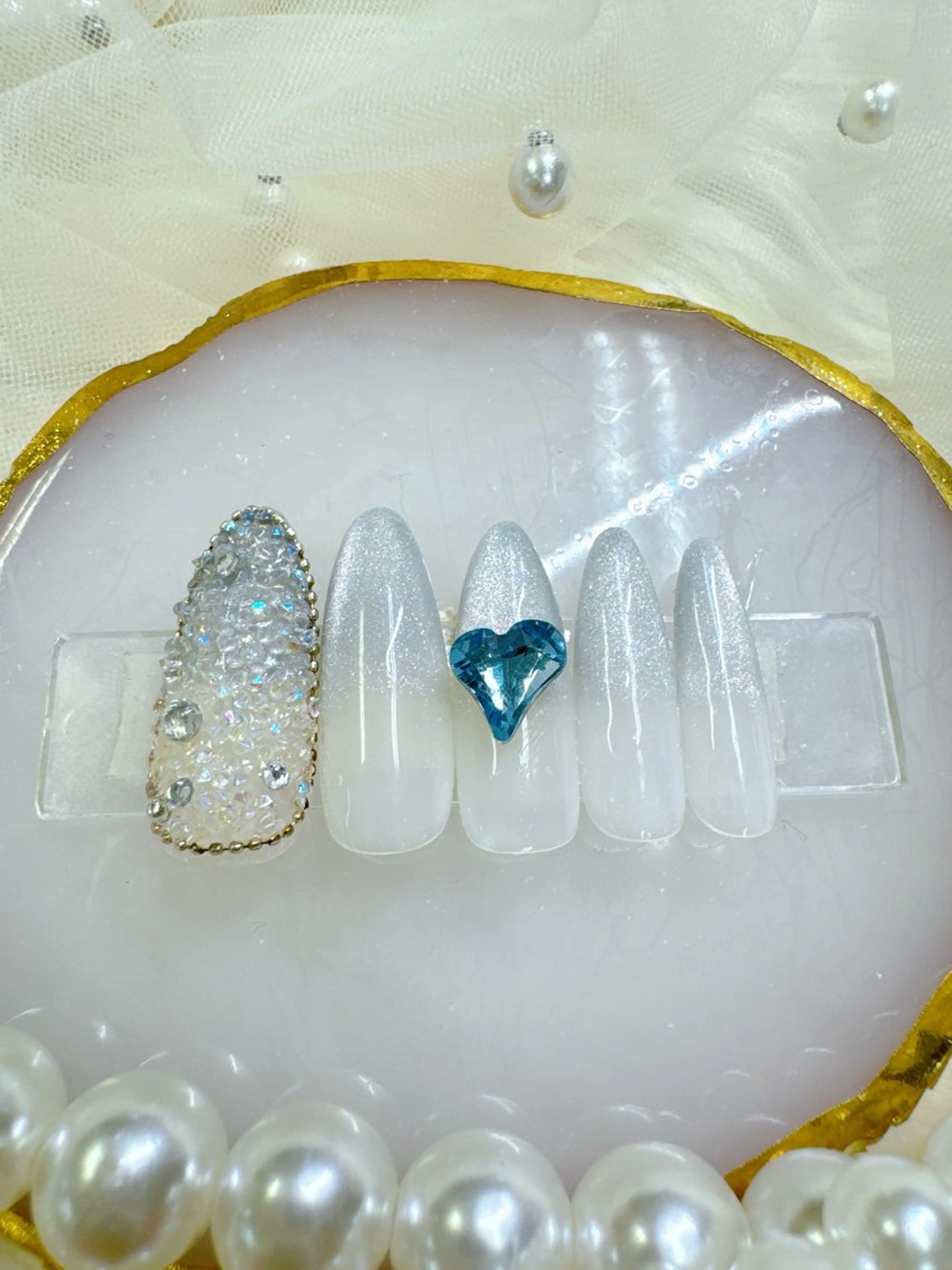 ネイル アートネイル べっ甲ネイル ボルドー チークネイル ドット ハンドネイル クイーンズネイル銀座所属・Queeens nailのネイルデザイン