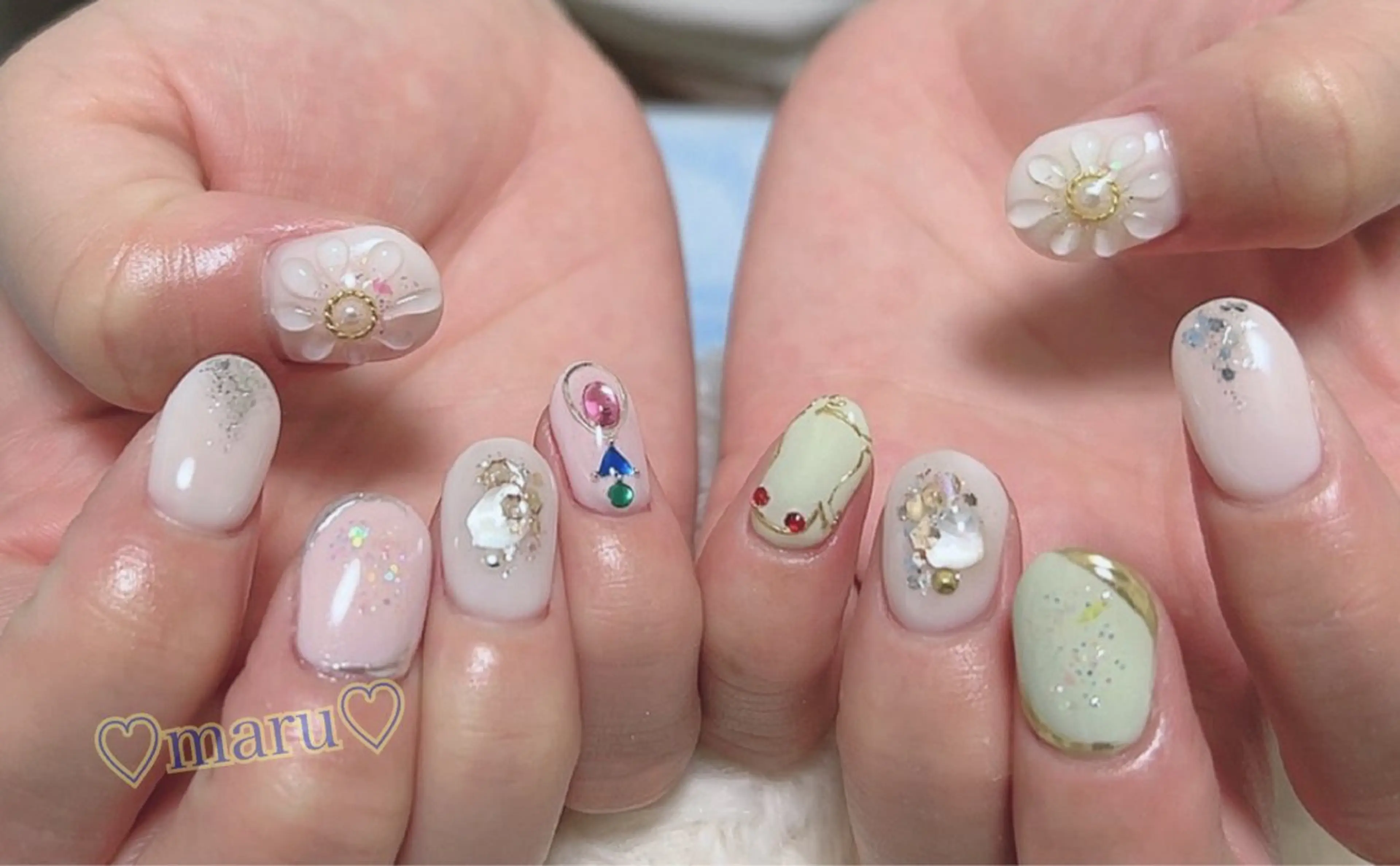 ネイル ハンドネイル フットネイル まるみ ♡のネイルデザイン