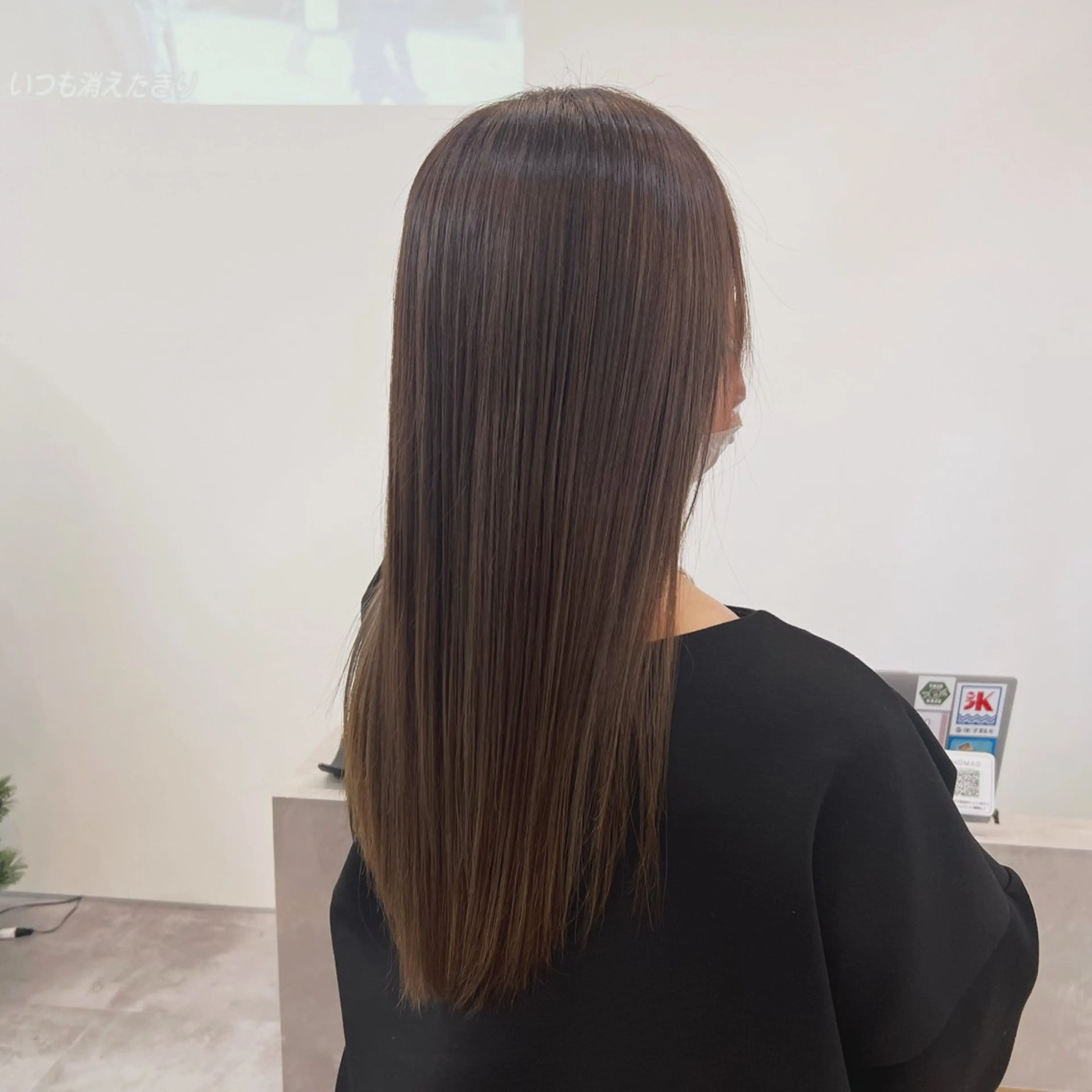 ロング カラー アッシュ アッシュグレー カット ヘアカラー トリートメント ✨NOMAD印西✨ 黒川勇輝のヘアスタイル