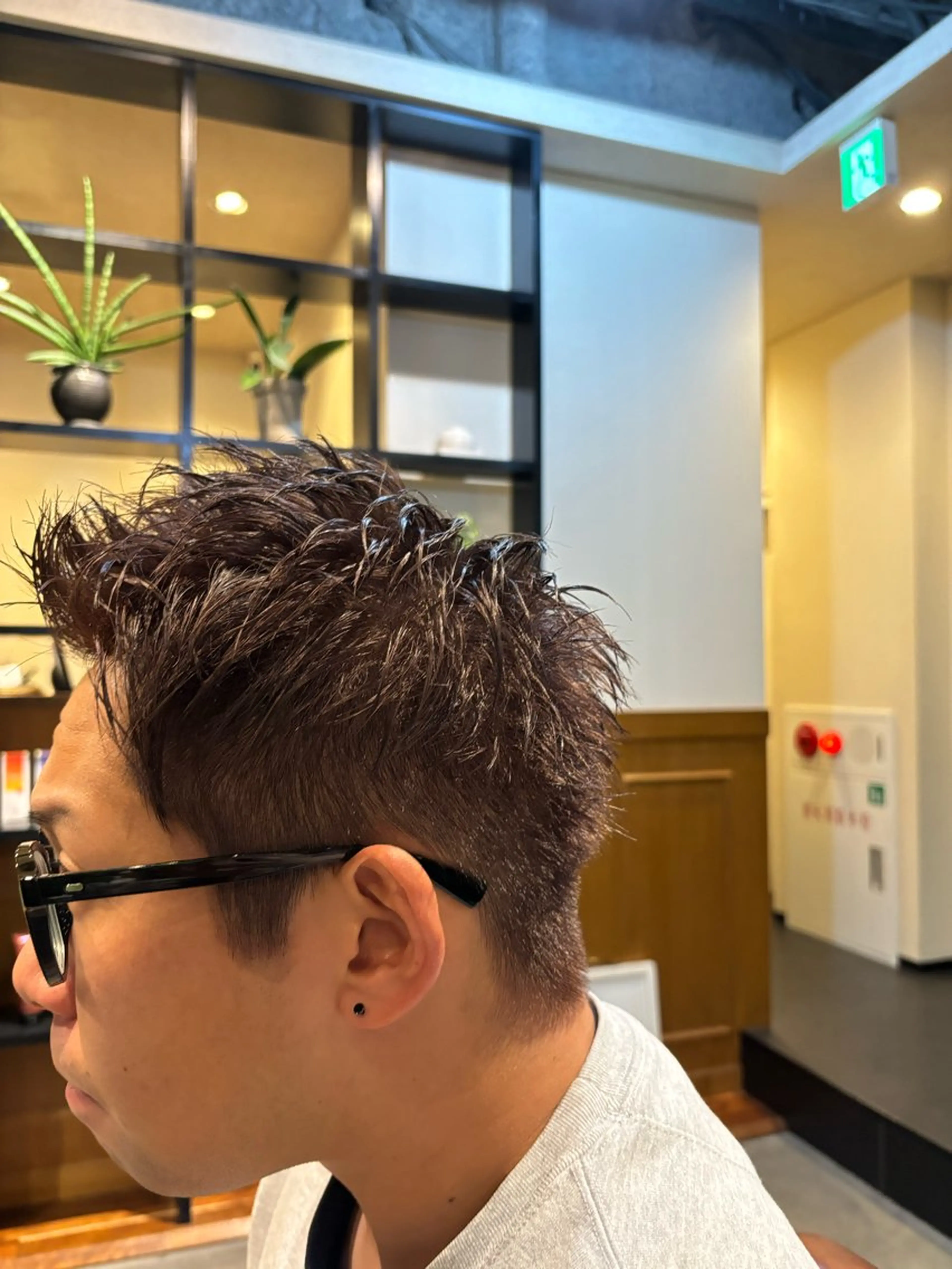 ショート カラー メンズ メンズブリーチ アッシュ ベージュカラー ブリーチ メンズカット募集中☆ もえぴ☆*:.｡.のヘアスタイル